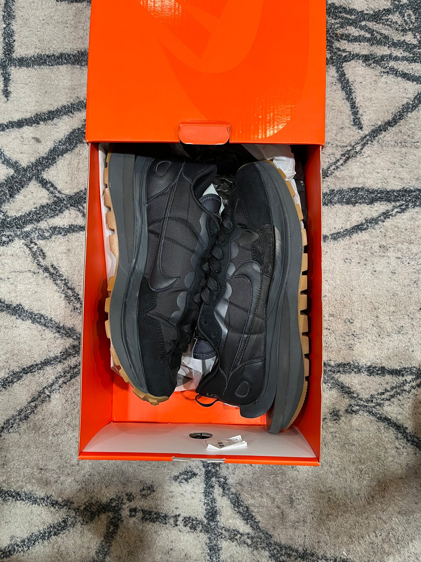 Sacai Vaporwaffle Black Gum