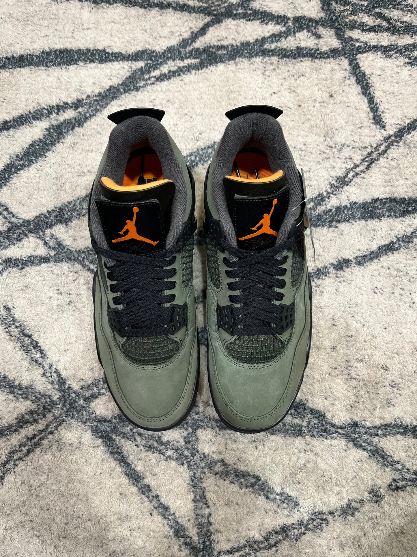 Air Jordan 4 Undefeated