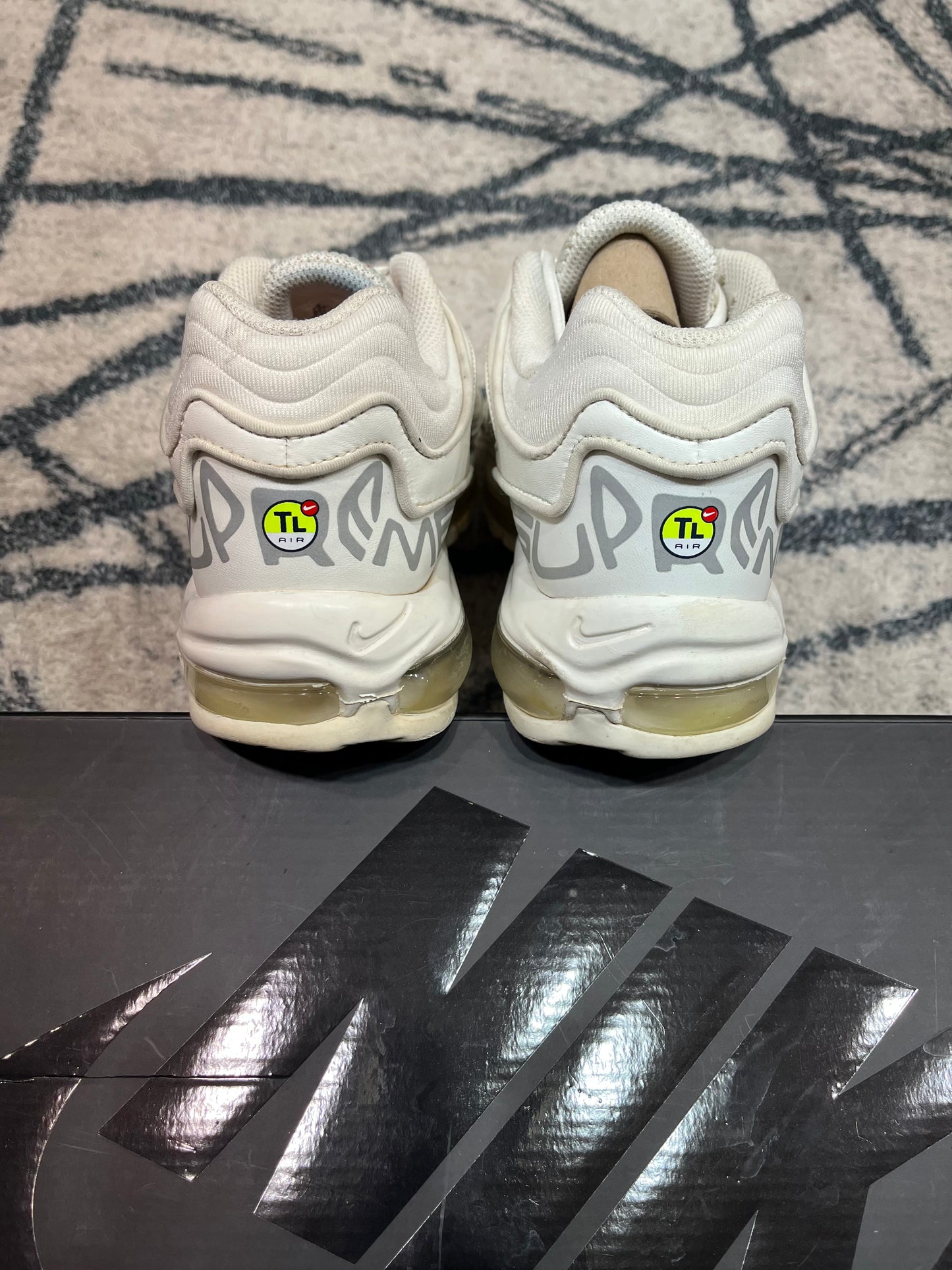 Nike Air Max 98 TL Supreme White