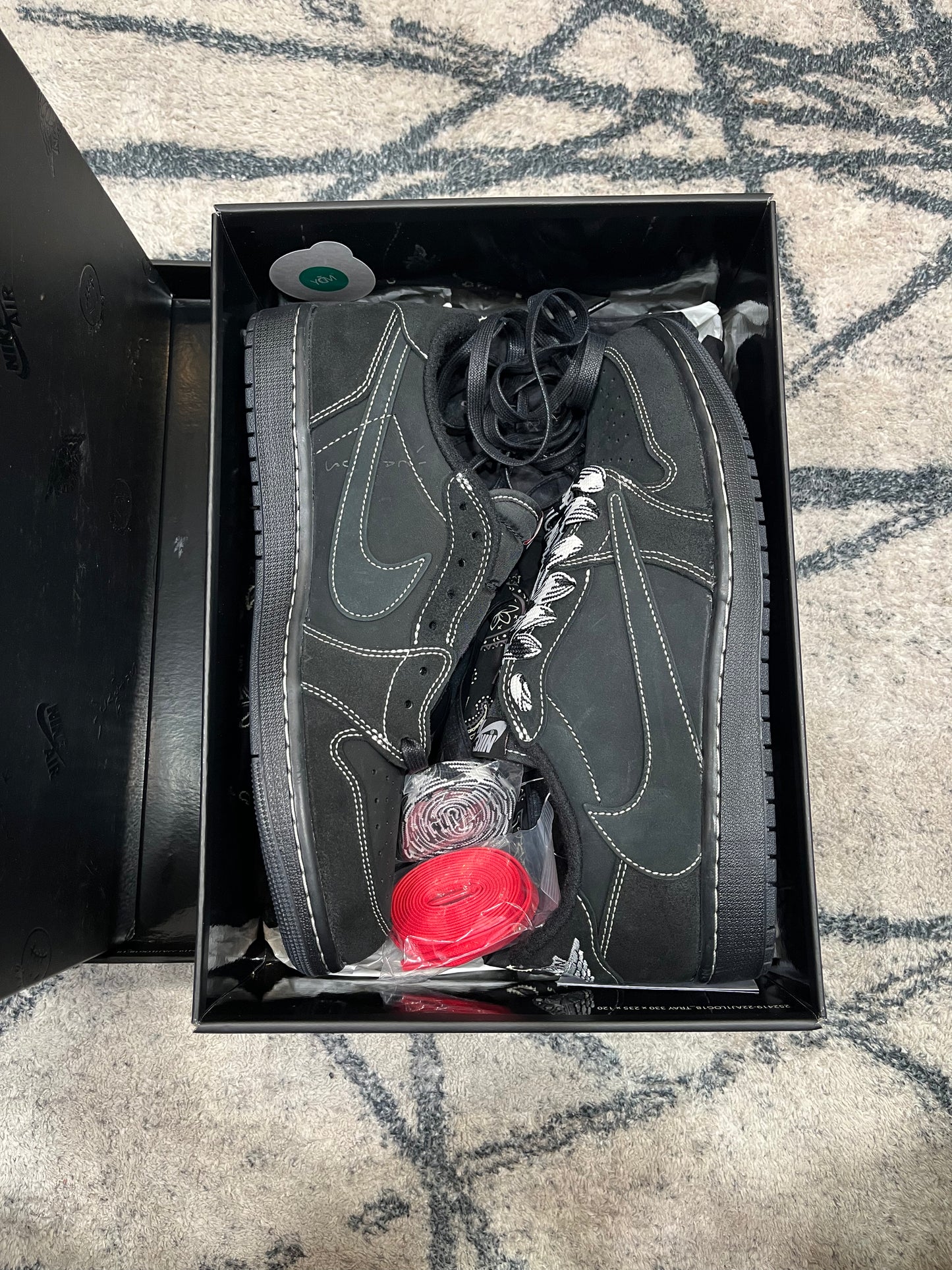 Air Jordan 1 Travis Scott Phantom