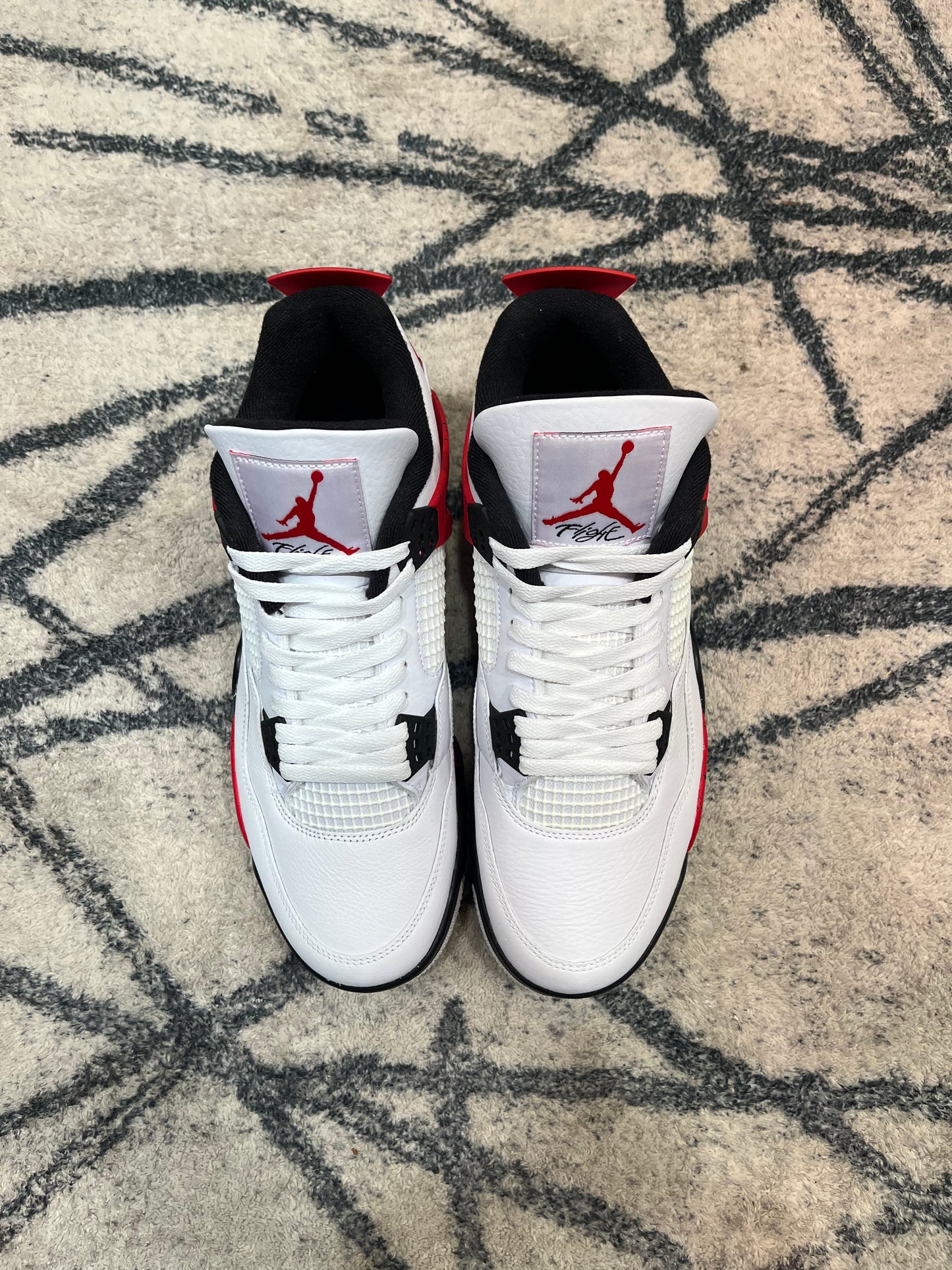Air Jordan 4 Fire Red Cement