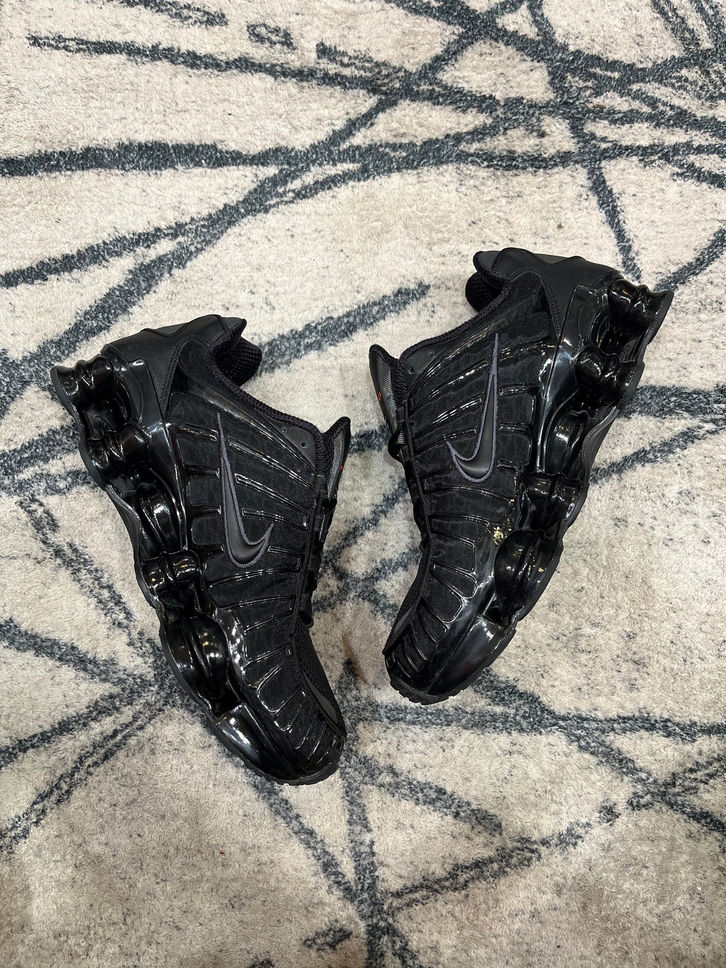 Nike Shox Black