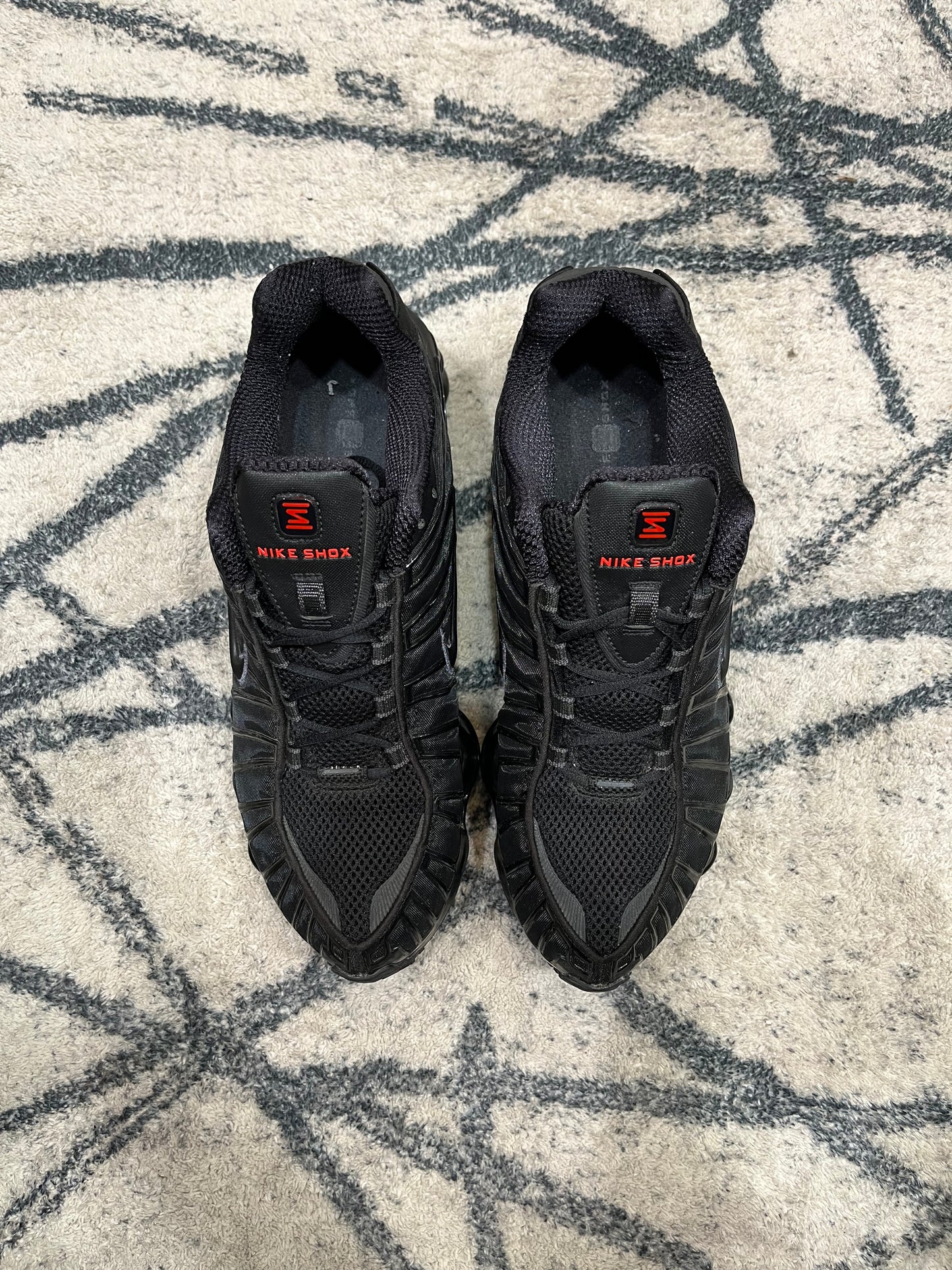 Nike Shox Black