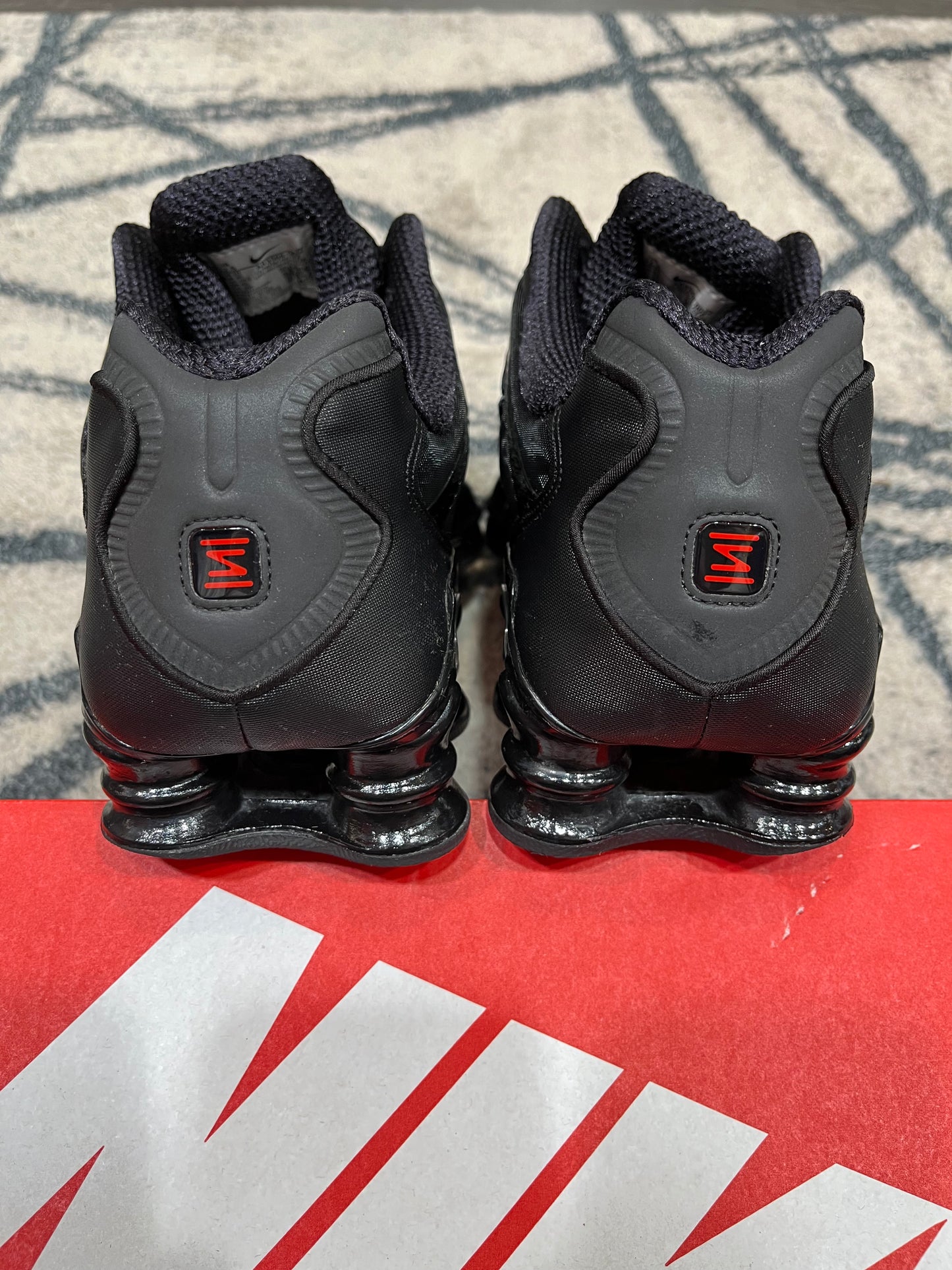Nike Shox Black