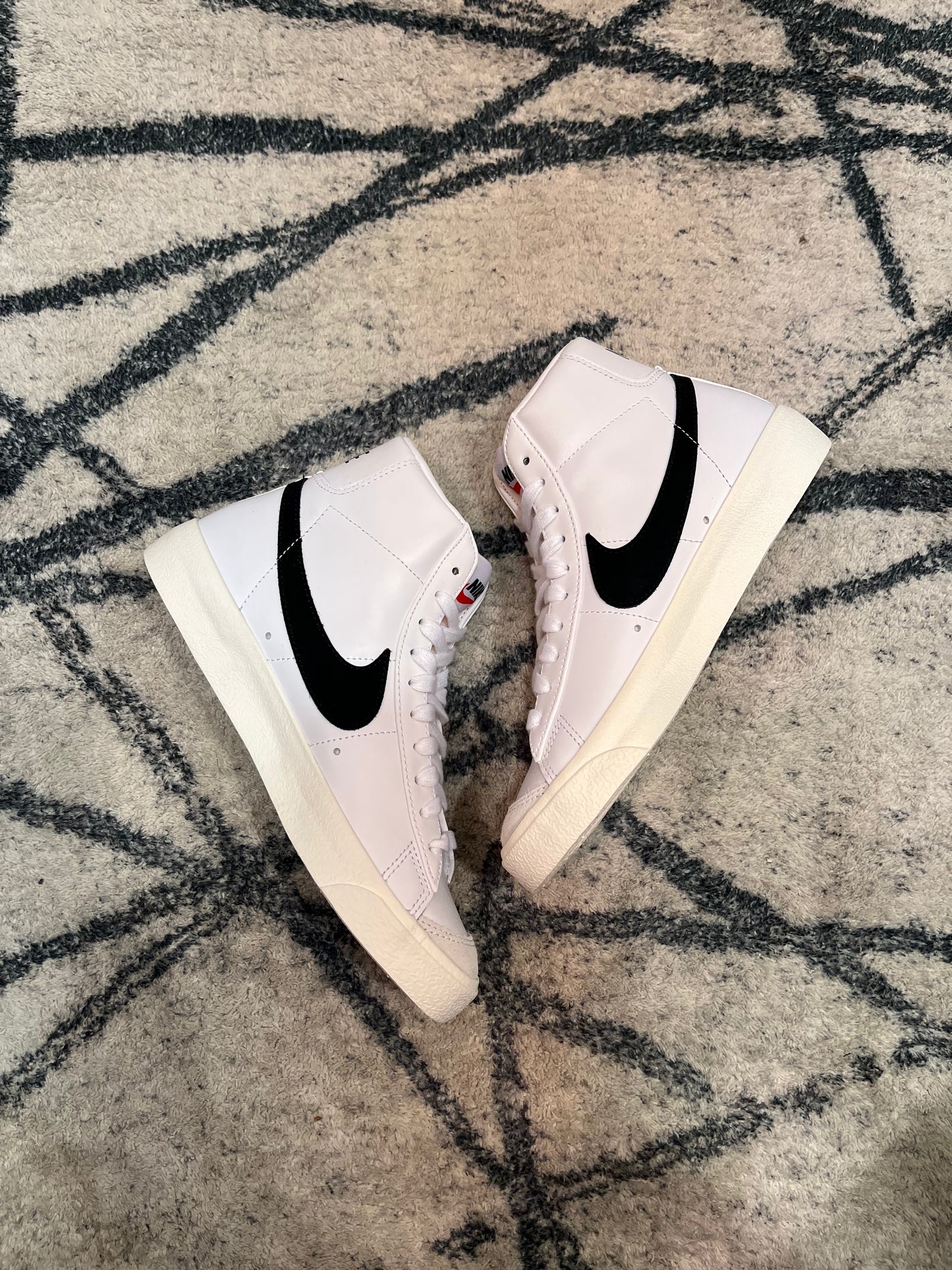 Nike Blazer Mid Vintage White