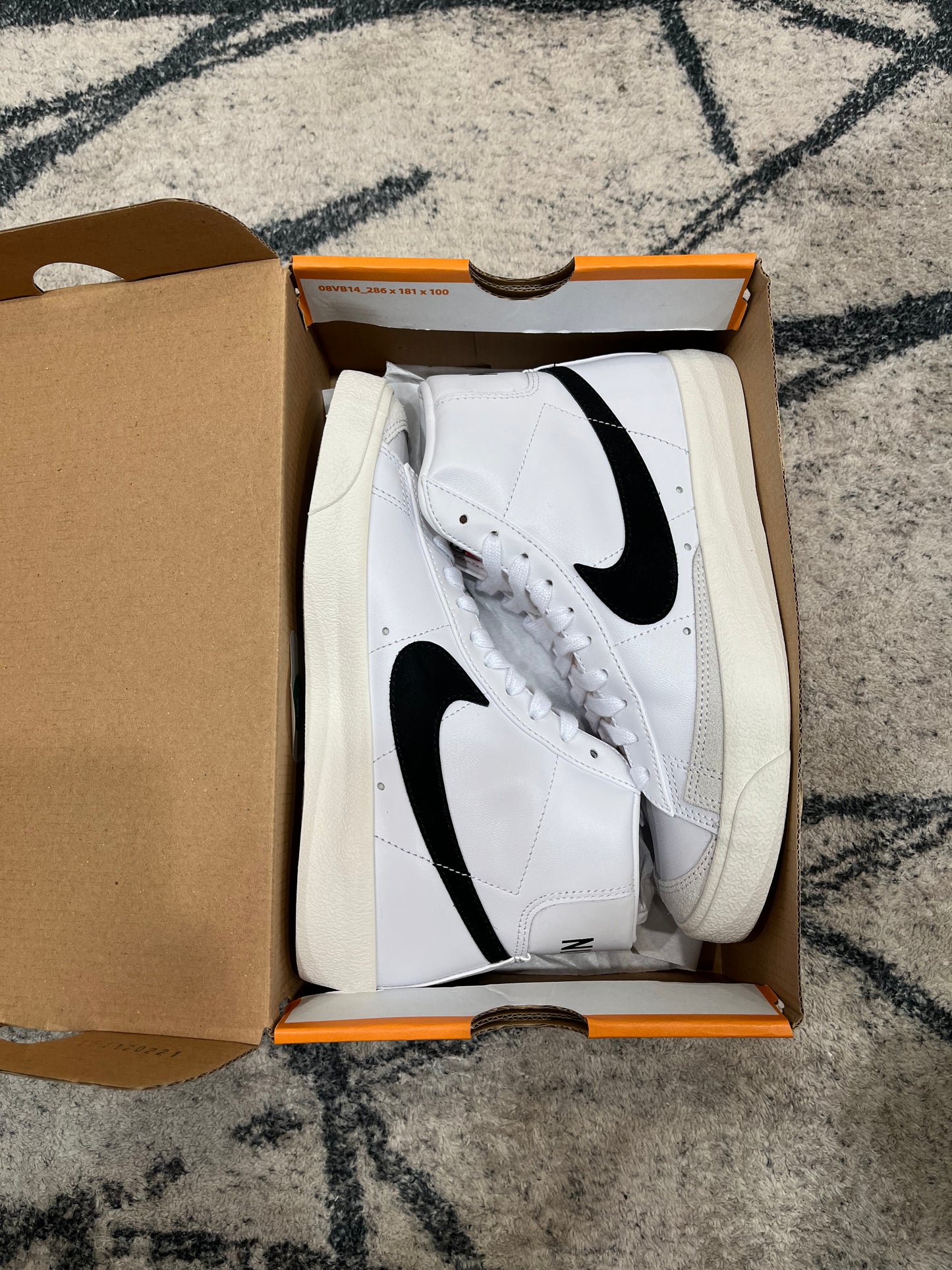Nike Blazer Mid Vintage White