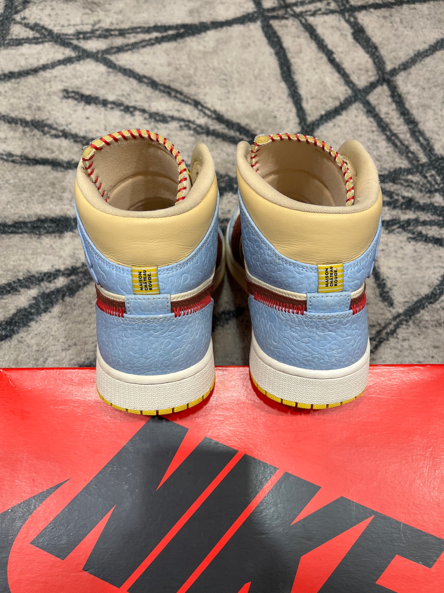 Air Jordan 1 Maison Chateau Rouge