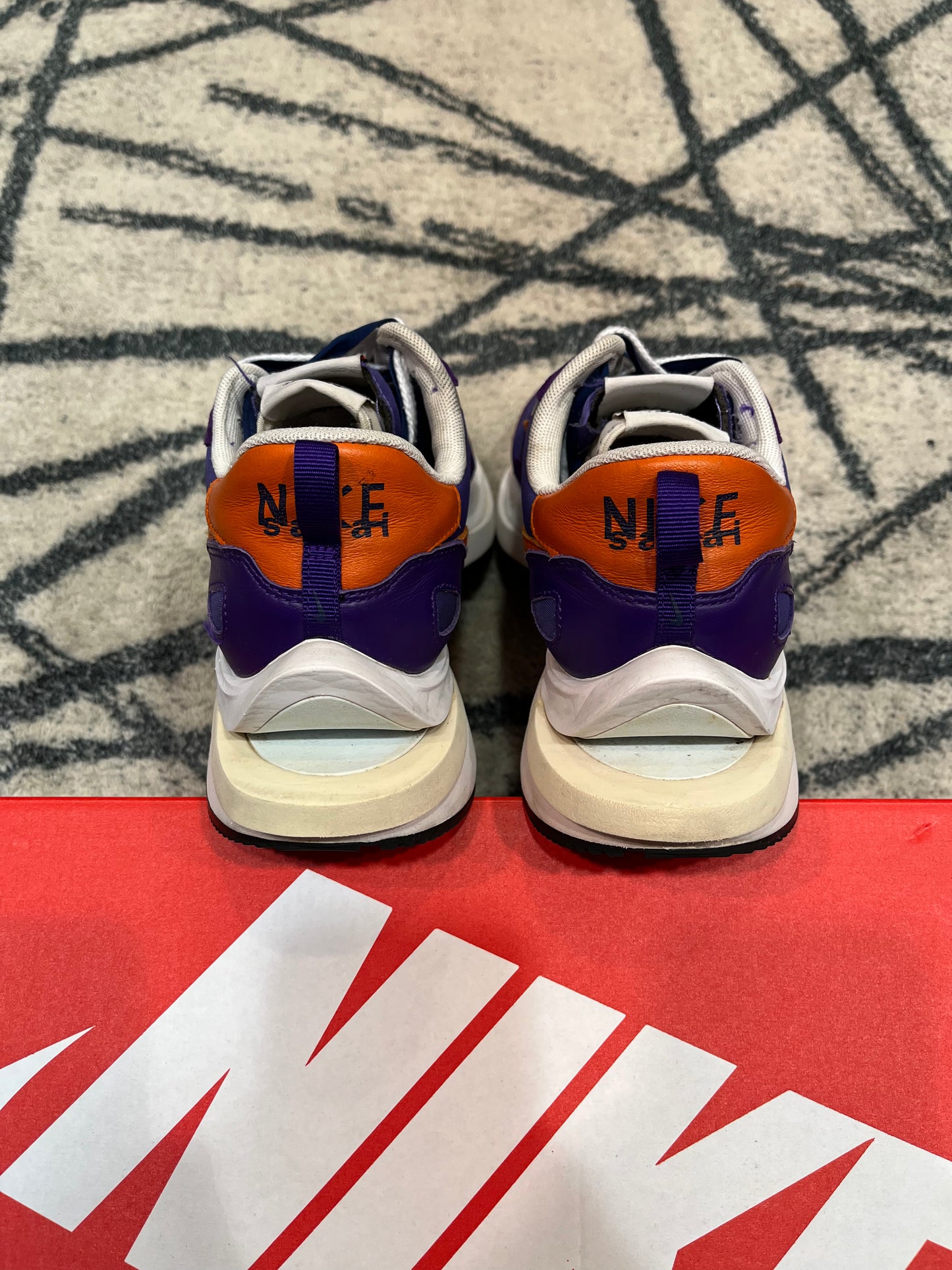 Nike Sacai Vaporwaffle Dark Iris