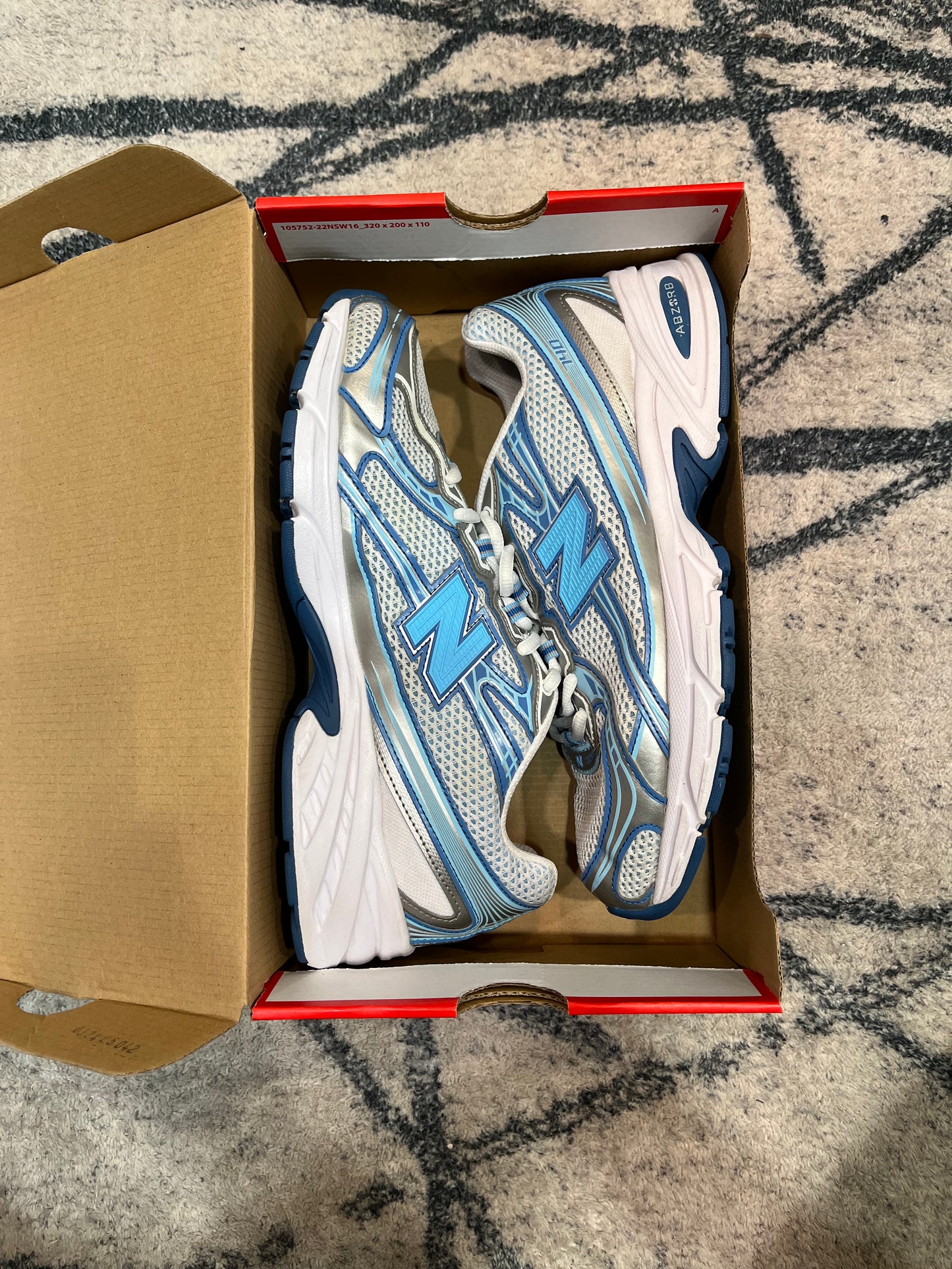 New Balance 740 Blue Sky