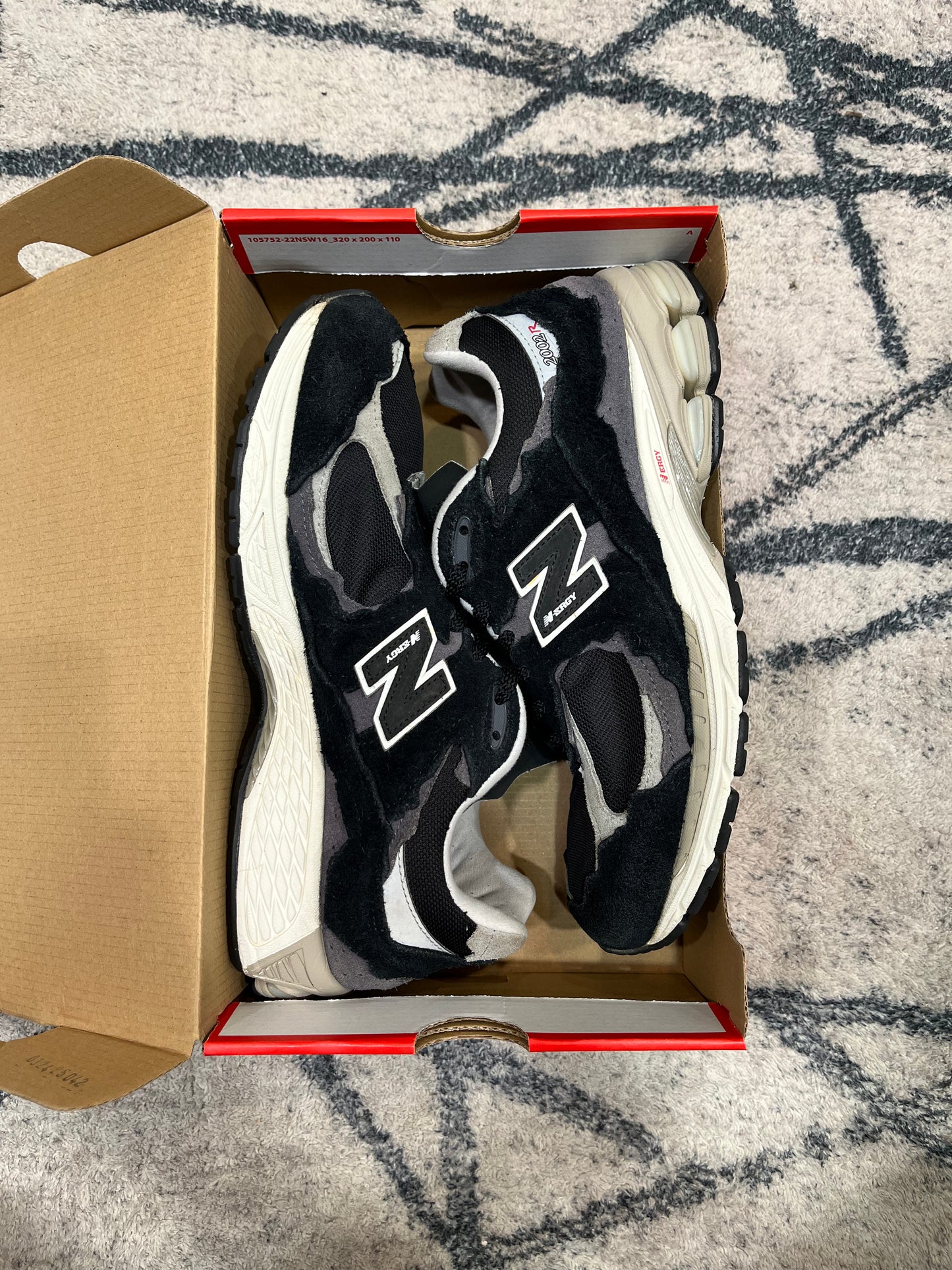 New Balance 2002R Protection Pack Black
