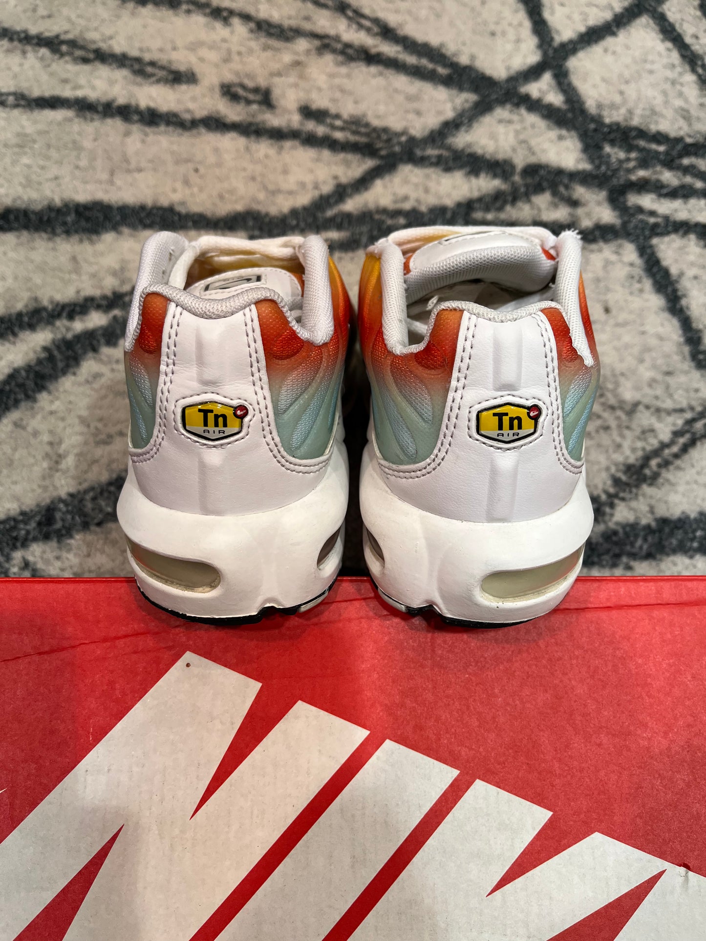 Nike Air Max Plus Tropical