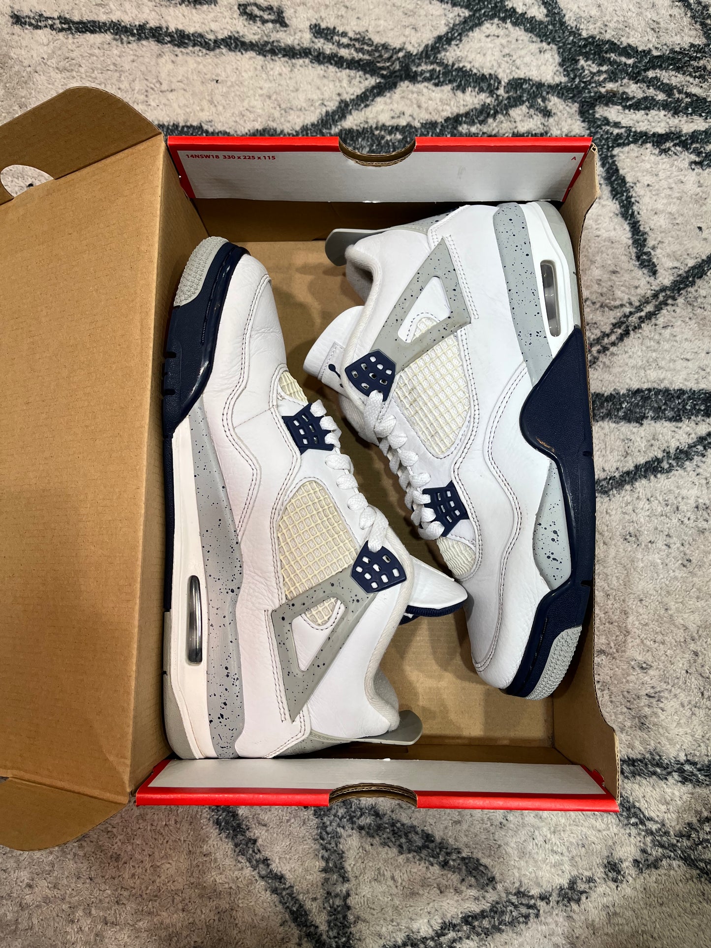 Air Jordan 4 Midnight Navy