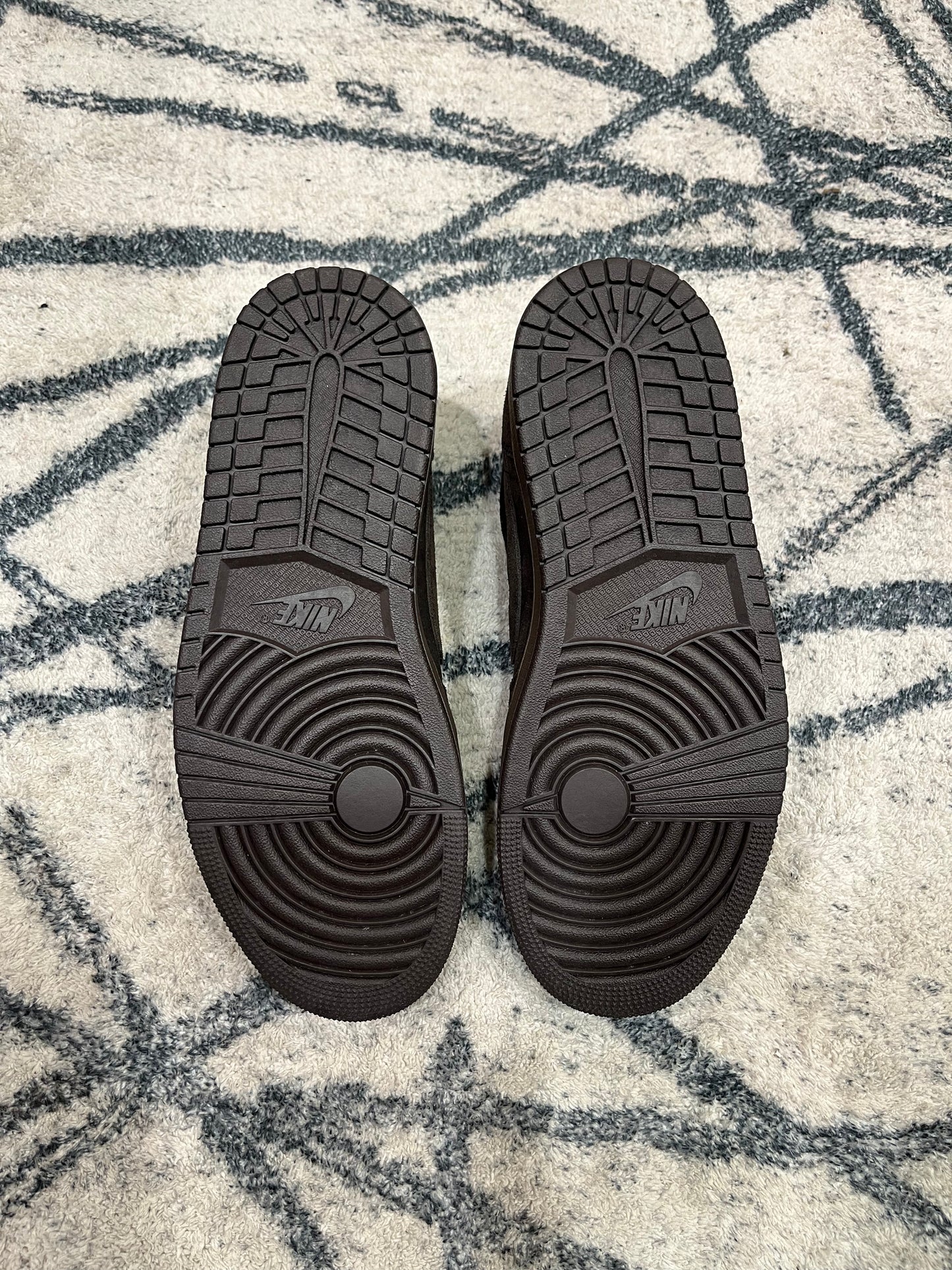Air Jordan 1 Low Travis Scott Velvet Brown