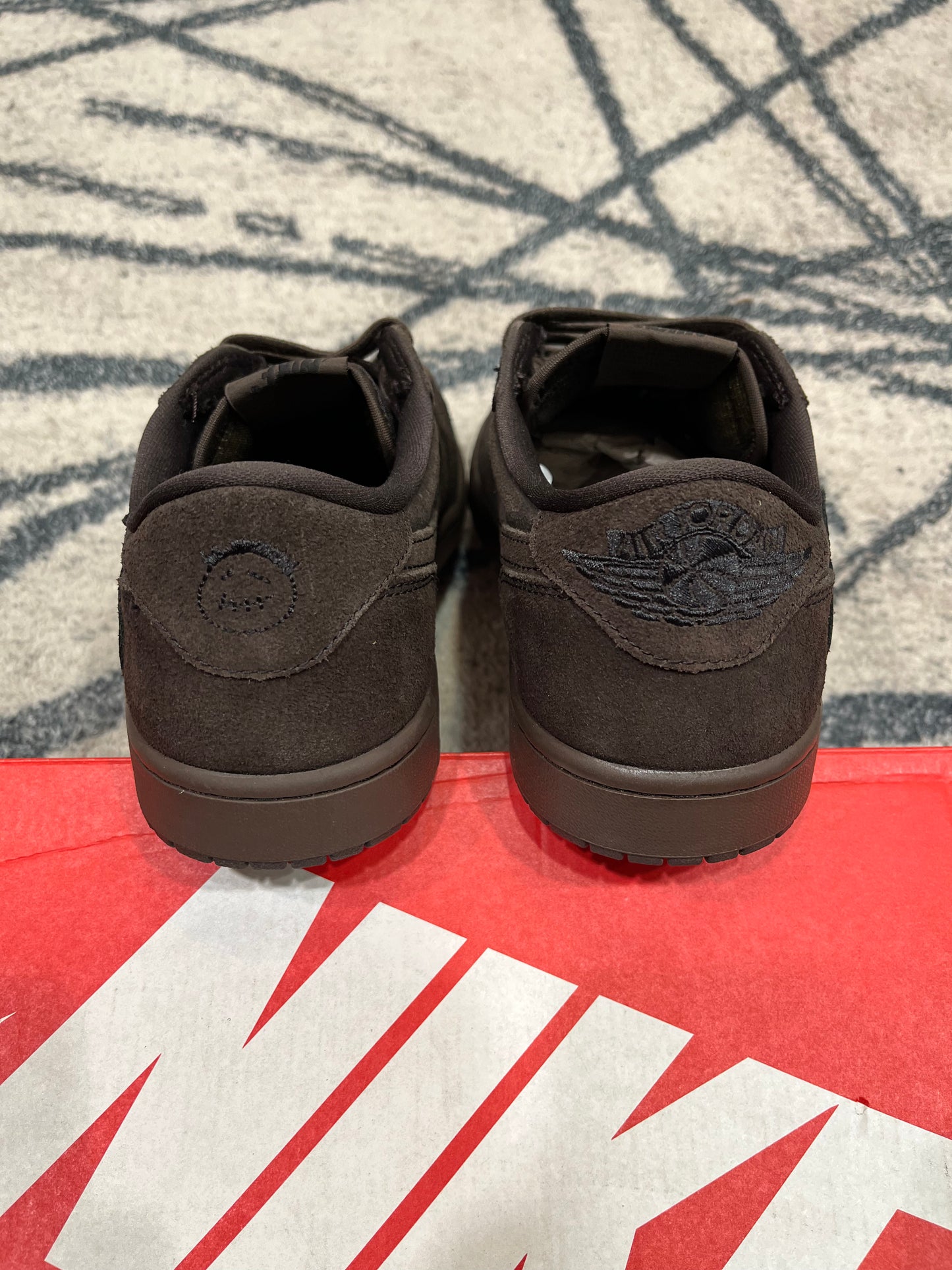 Air Jordan 1 Low Travis Scott Velvet Brown