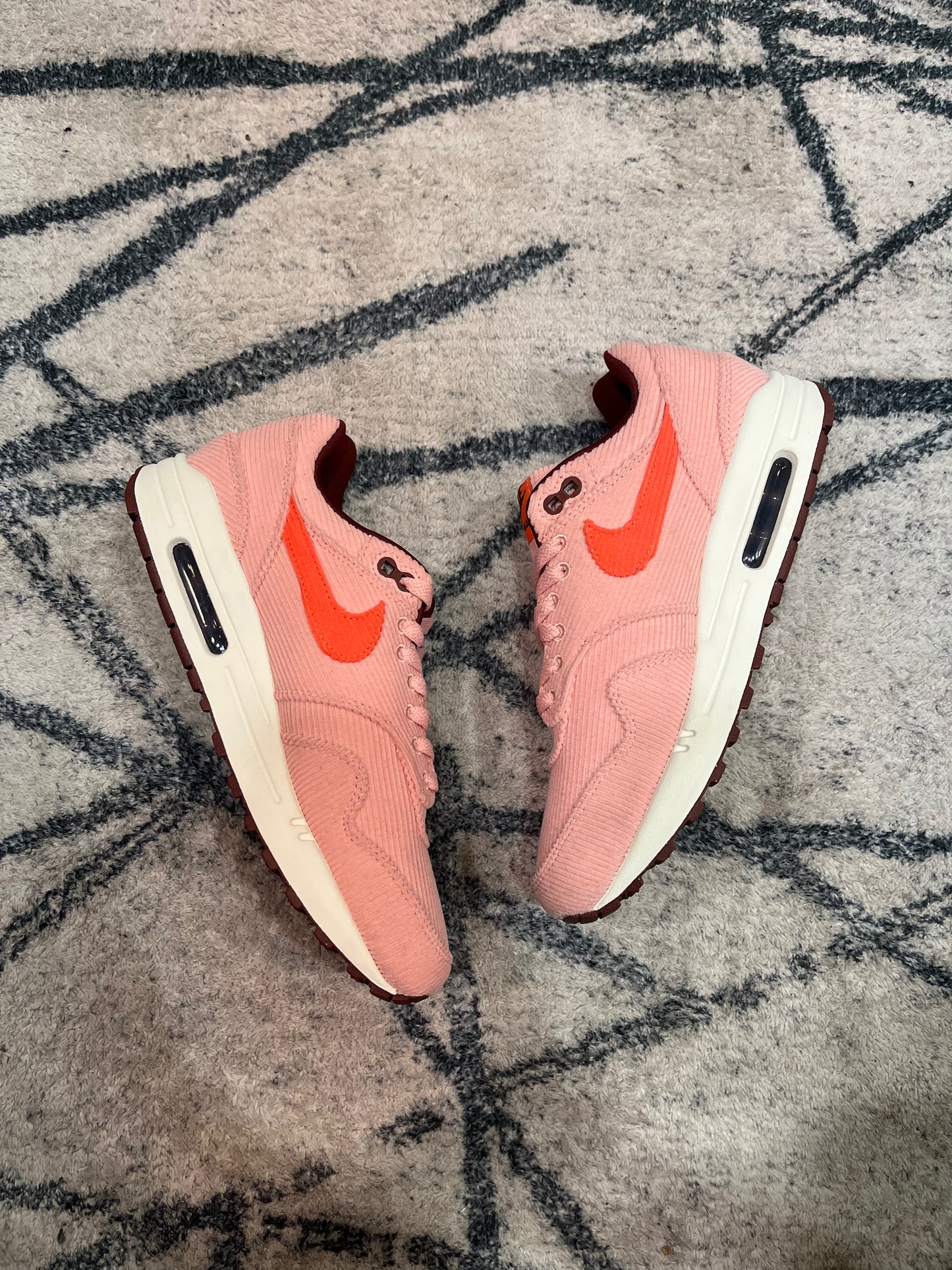 Nike Air Max 1 Corduroy Coral Dust