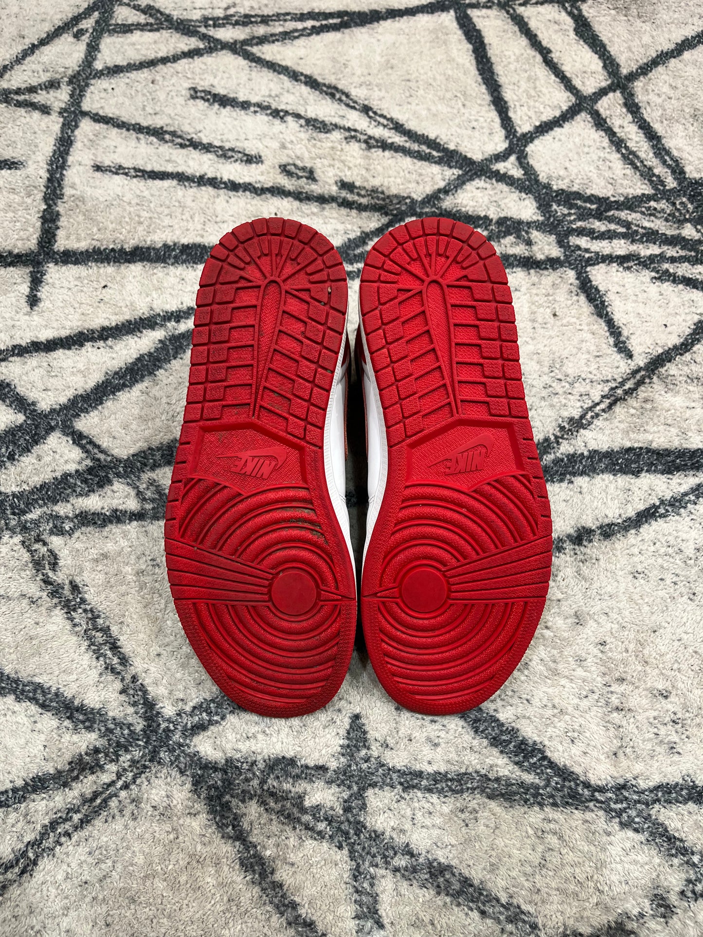 Air Jordan 1 High Heritage