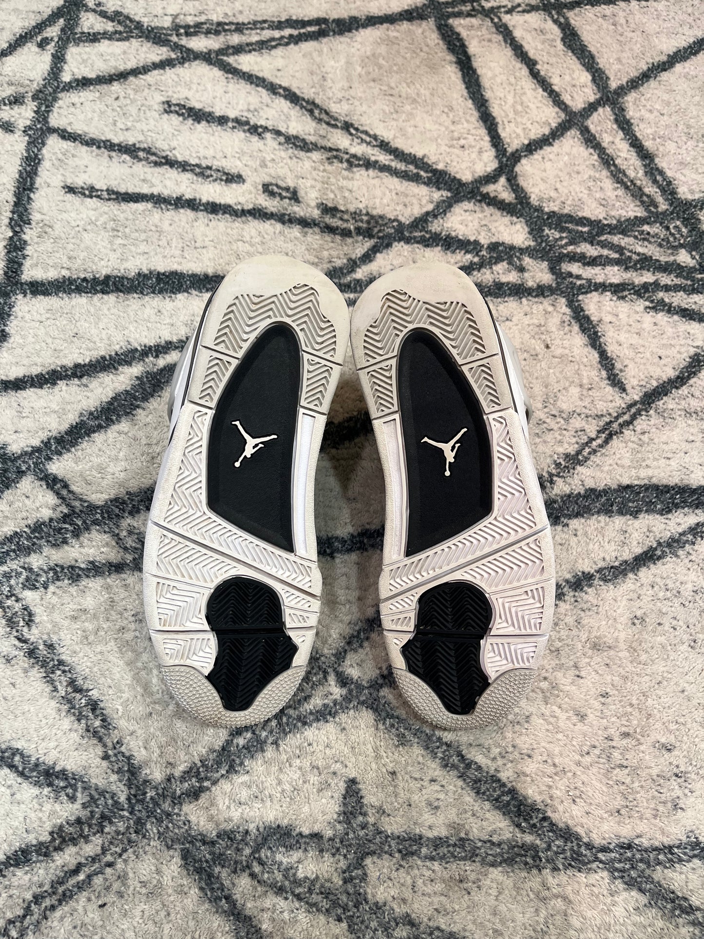 Air Jordan 4 Military Black