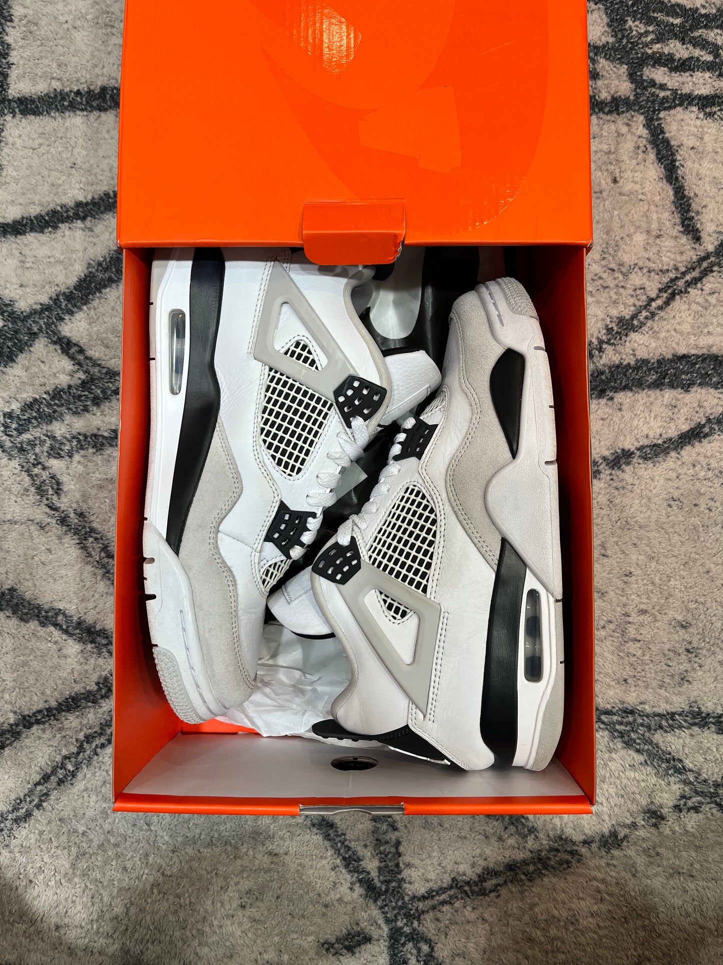 Air Jordan 4 Military Black