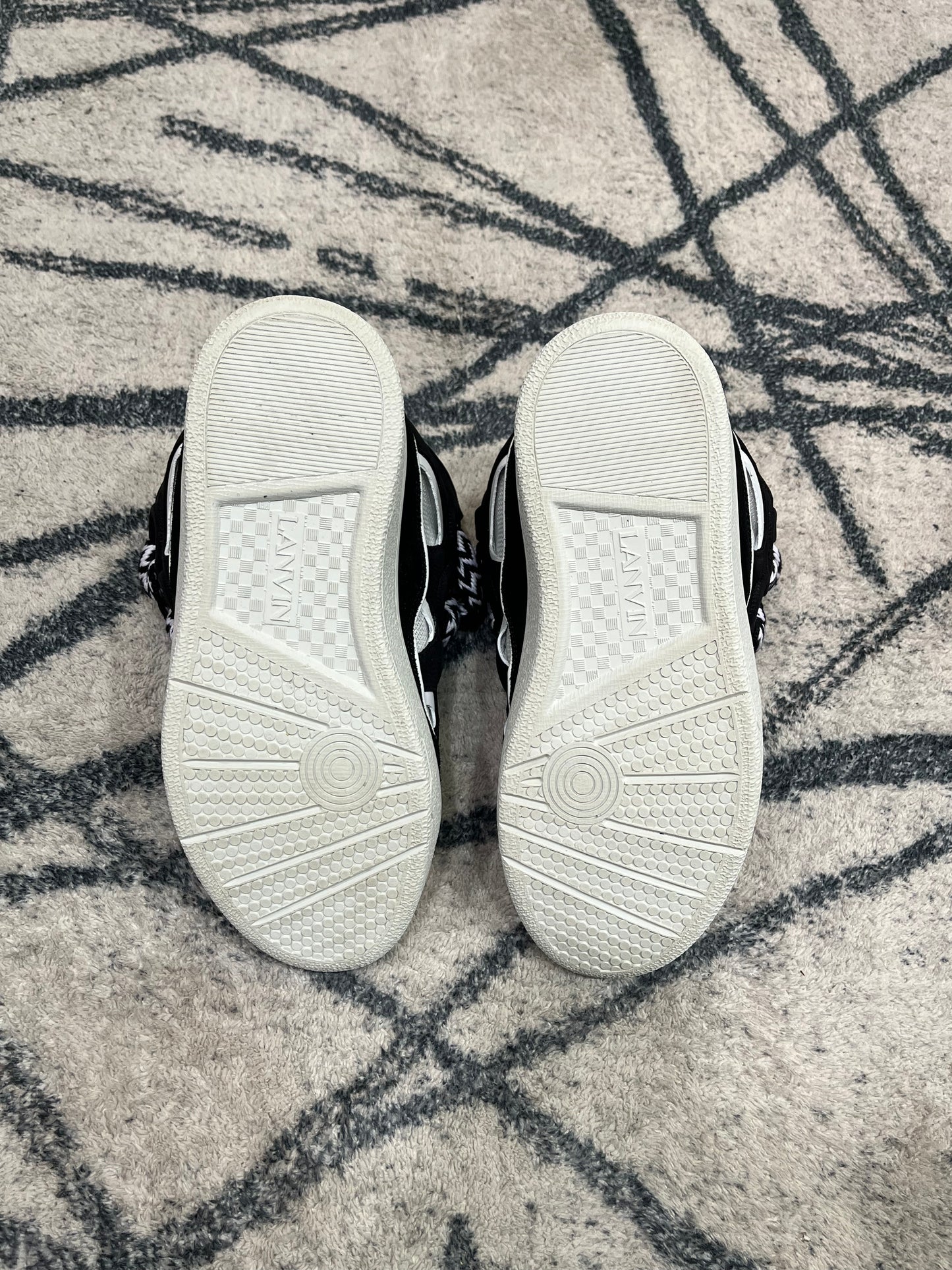 Lanvin Curb Black White