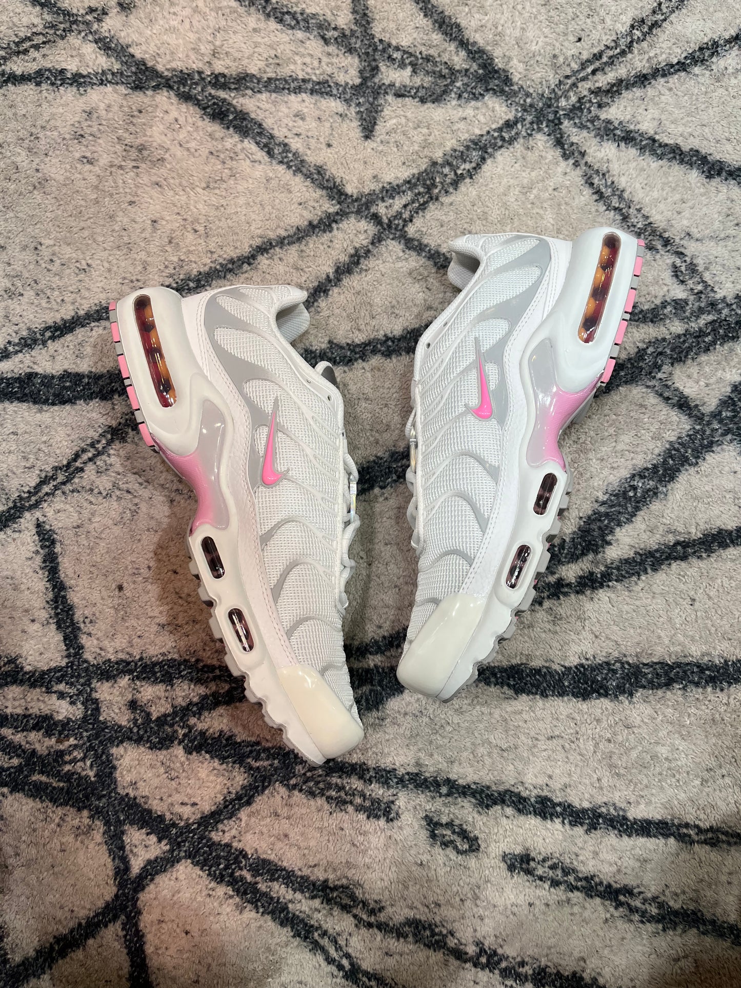 Nike Air Max Plus Summit White Jewel Pink