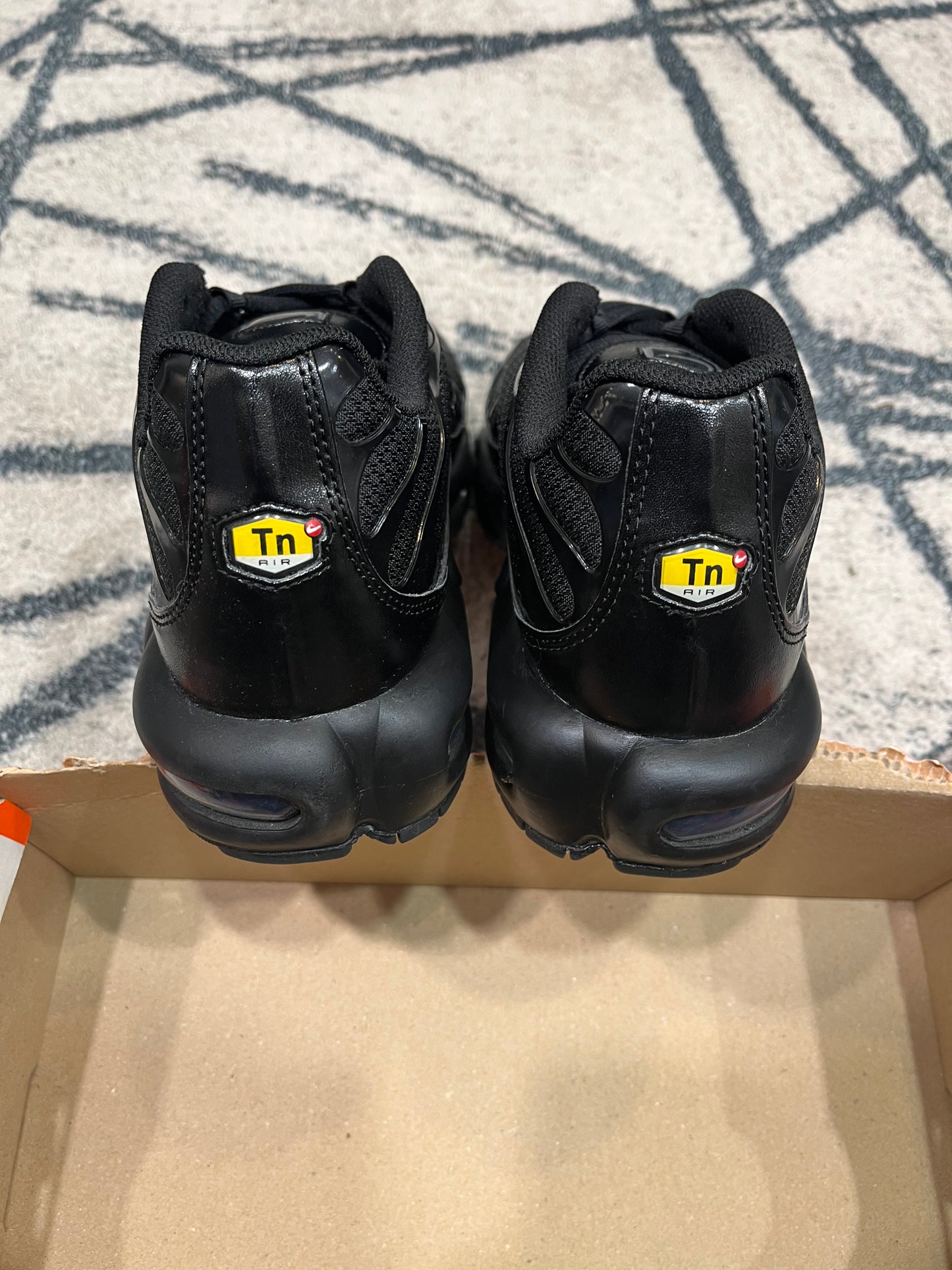 Nike Air Max Plus Triple Black