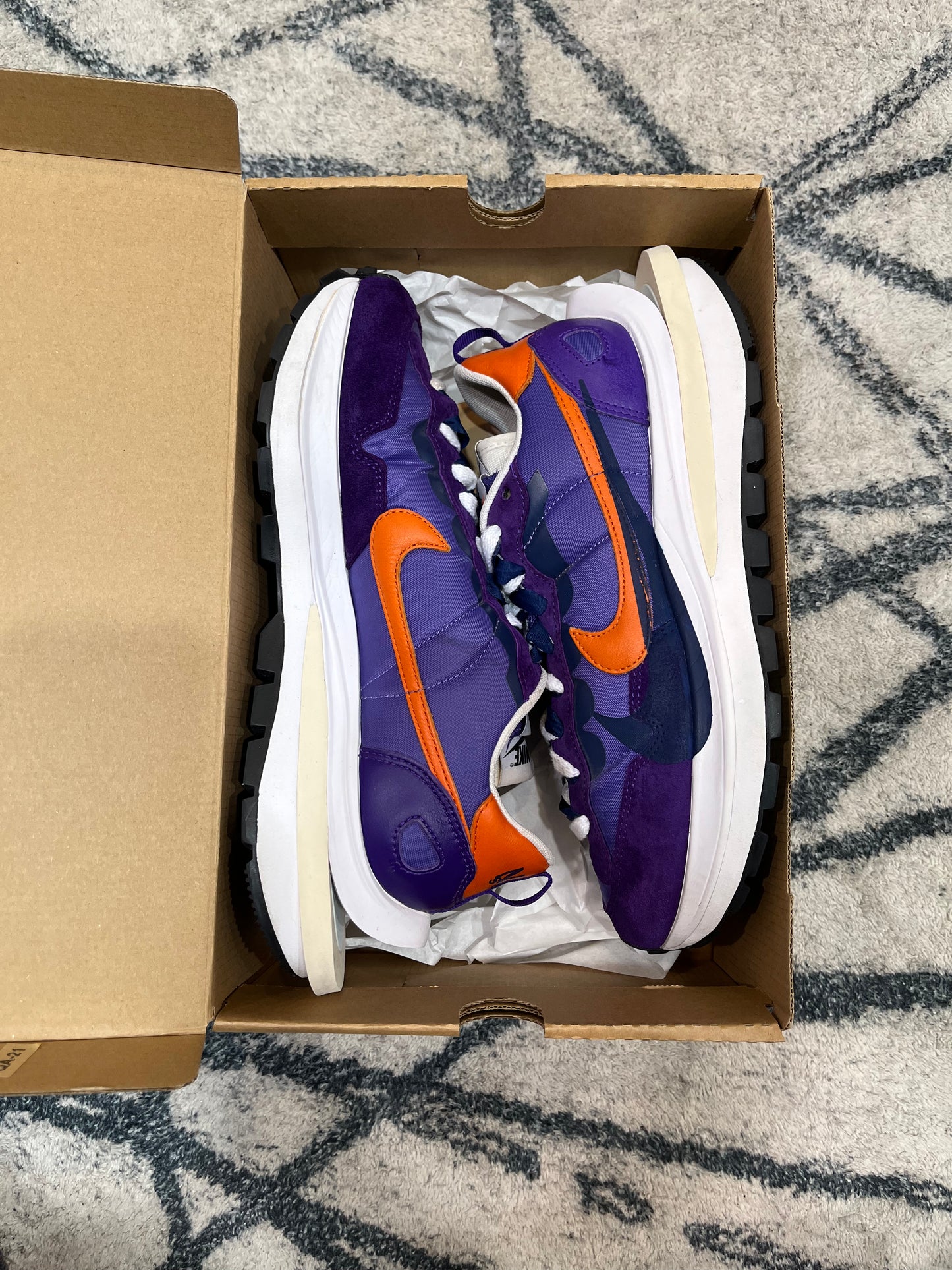 Nike Sacai Vaporwaffle Dark Iris