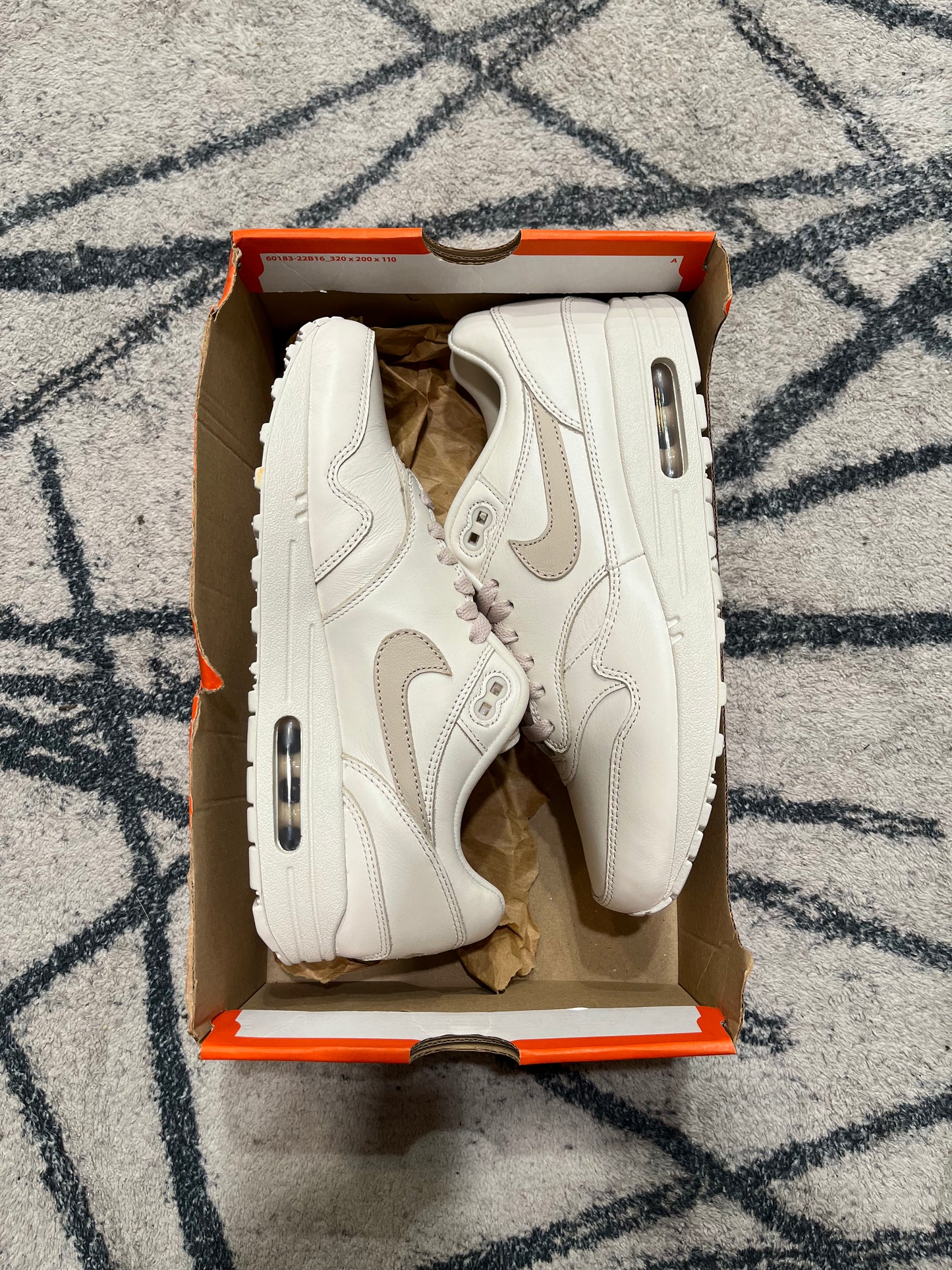 Nike Air Max 1 By You Beige