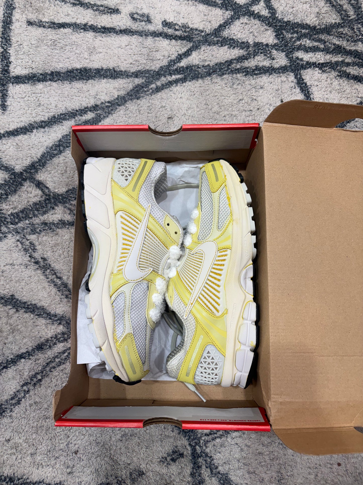 Nike Vomero 5 Custom Lemon