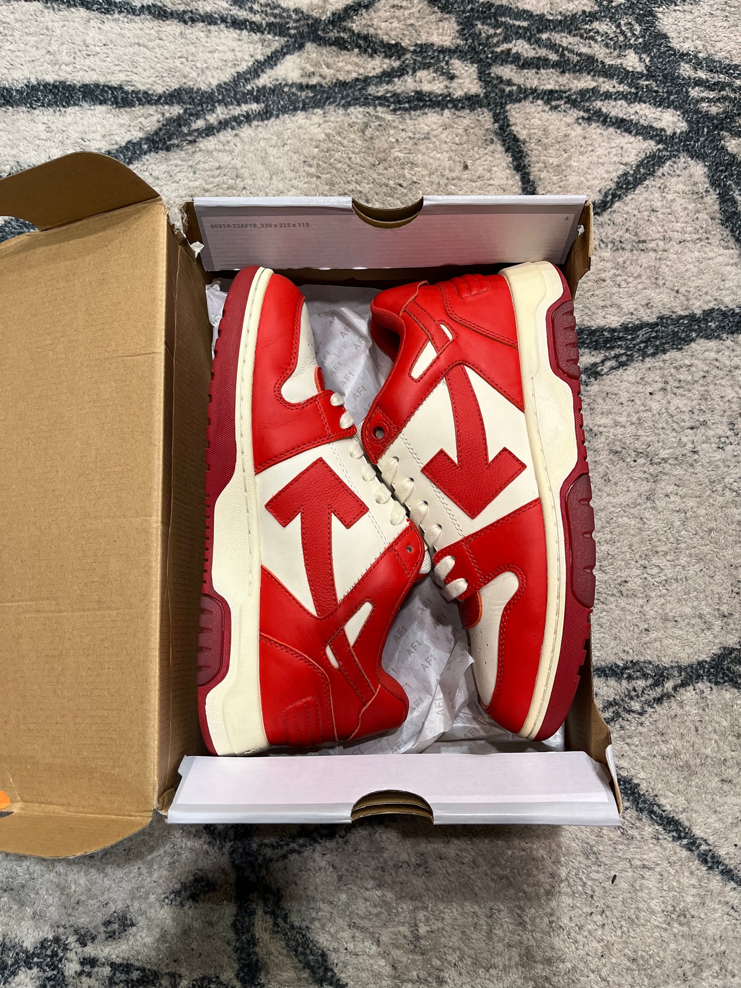 Off White Out Of Office Rouge