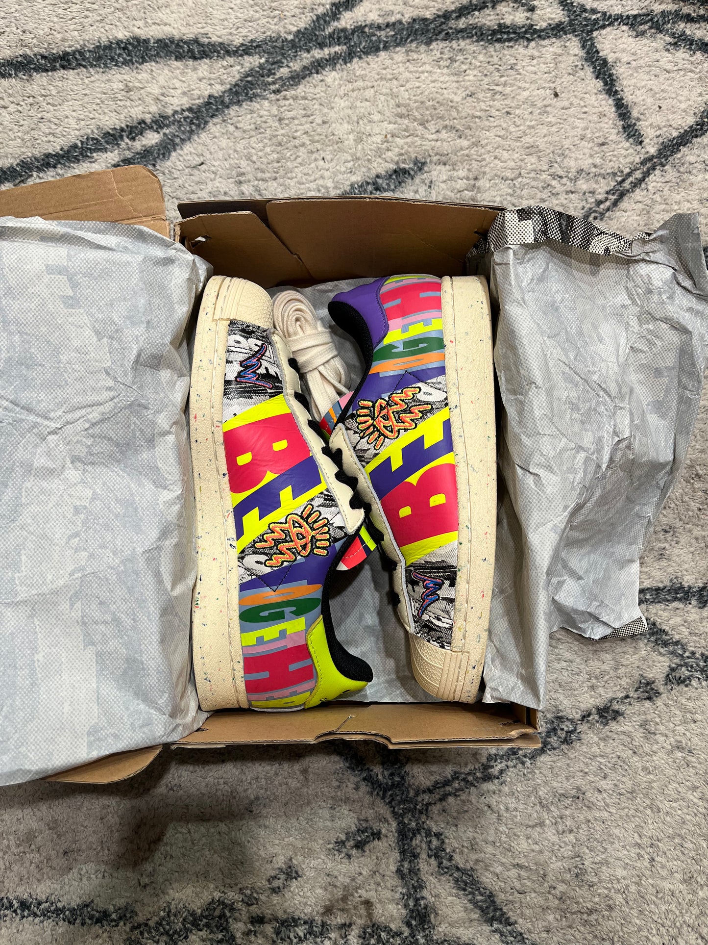 Adidas Superstar Pride