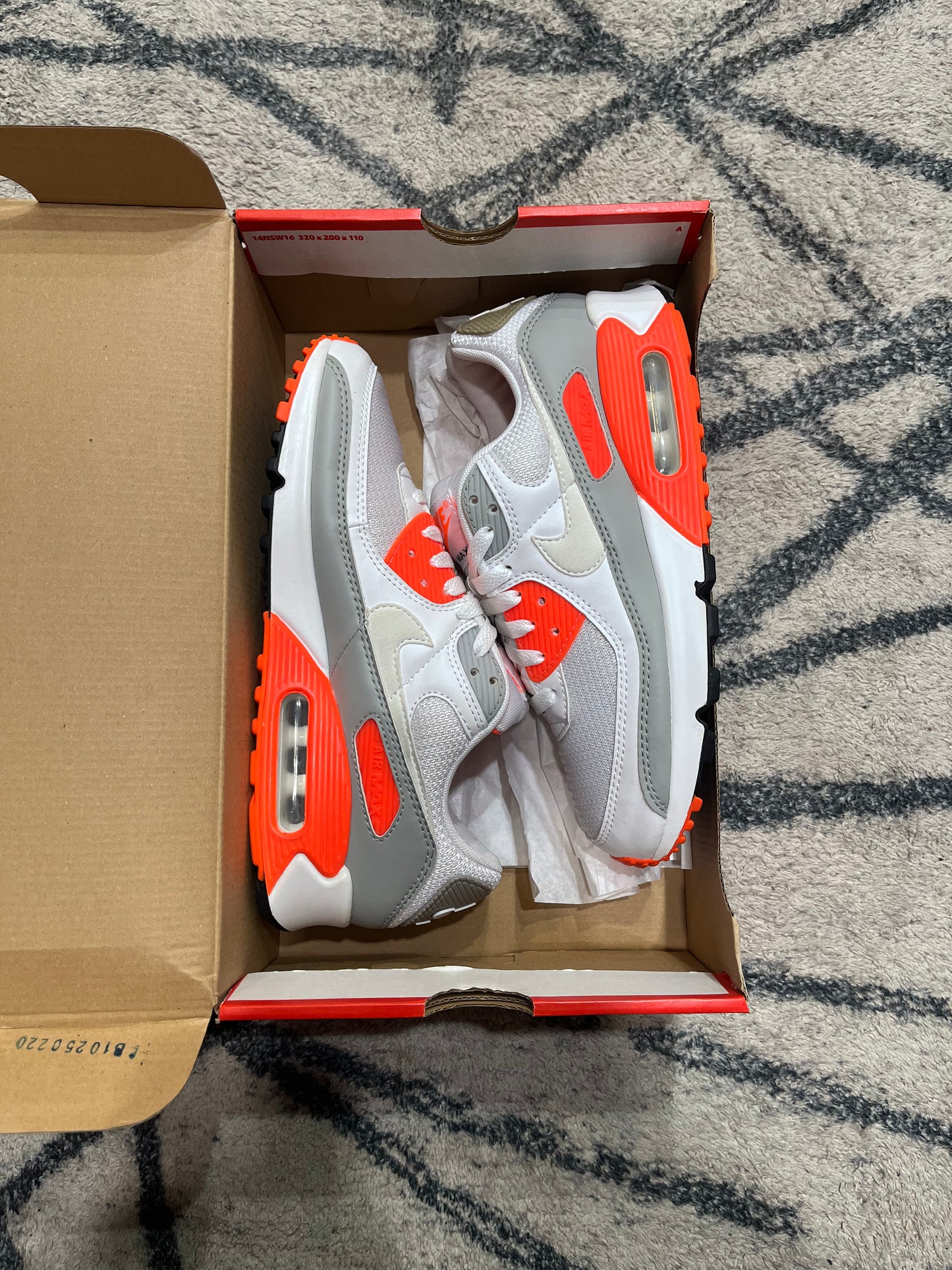 Nike Air Max 90 Hyper Orange