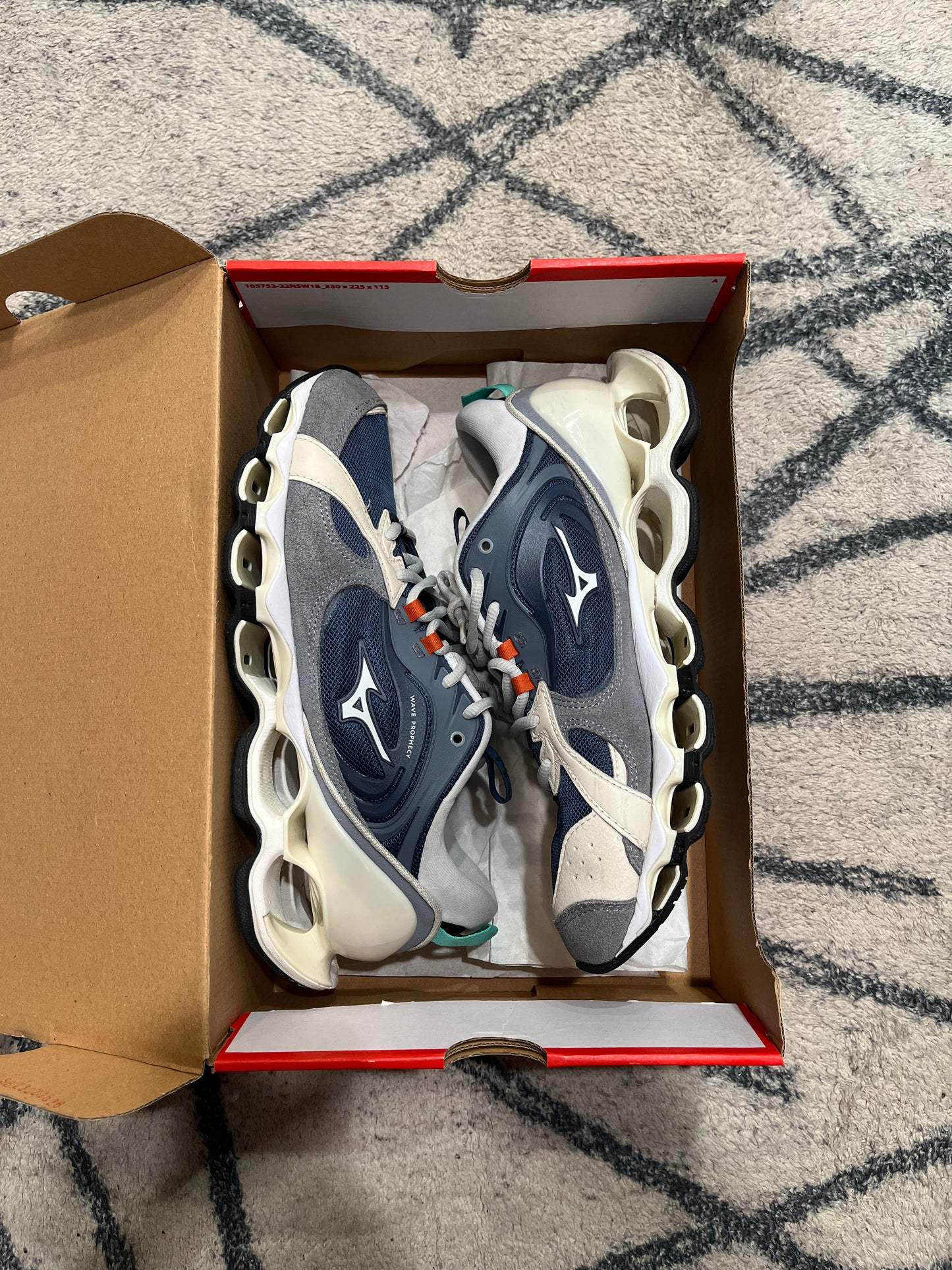 Mizuno Wave Prophecy White Blue
