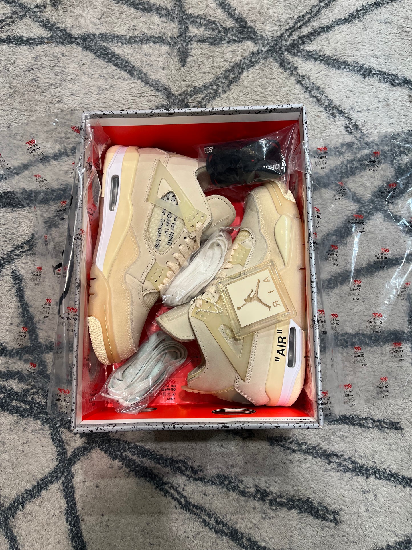 Air Jordan 4 Off White Sail