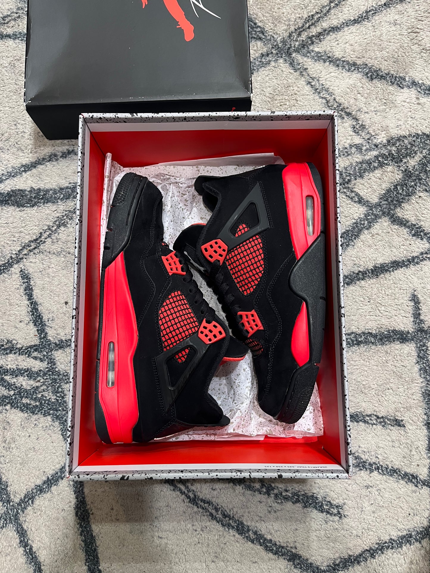 Air Jordan 4 Red Thunder