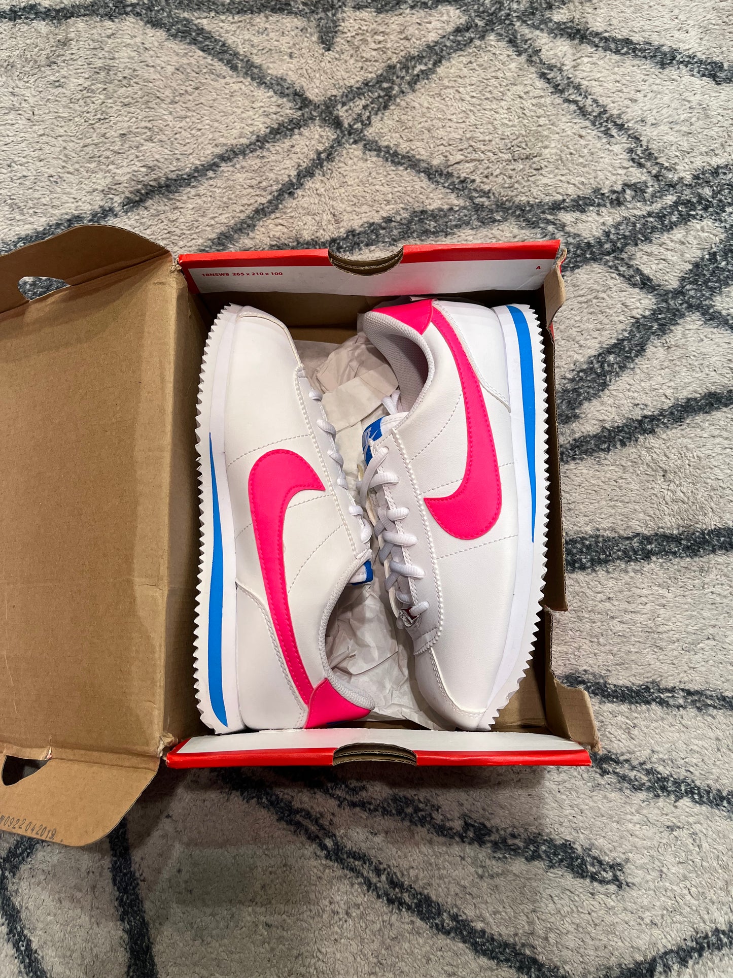Nike Cortez Hyper Pink