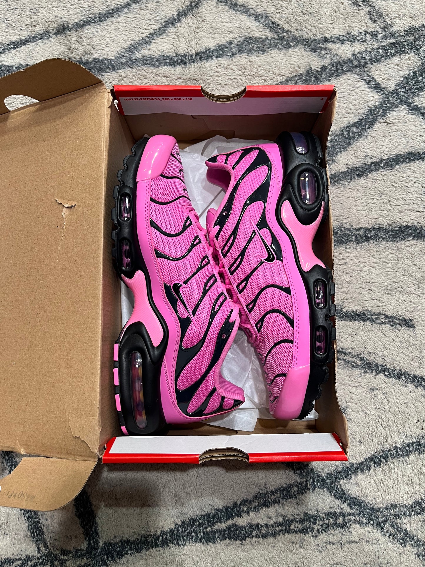 Nike Air Max Plus Hyper Pink