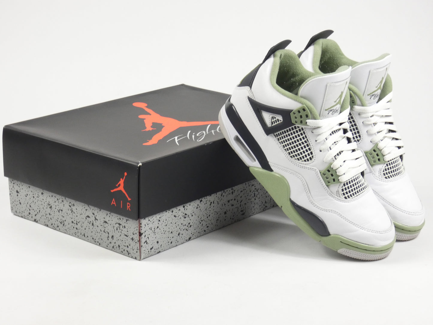 Air Jordan 4 Seafoam