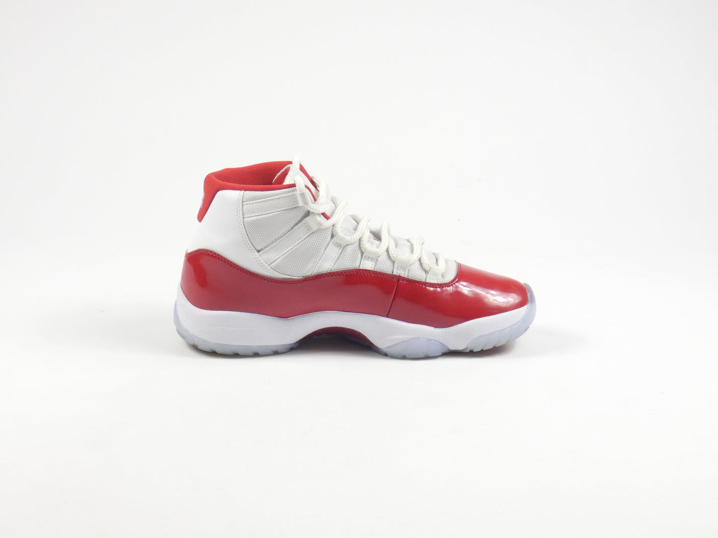 Air Jordan 11 Cherry