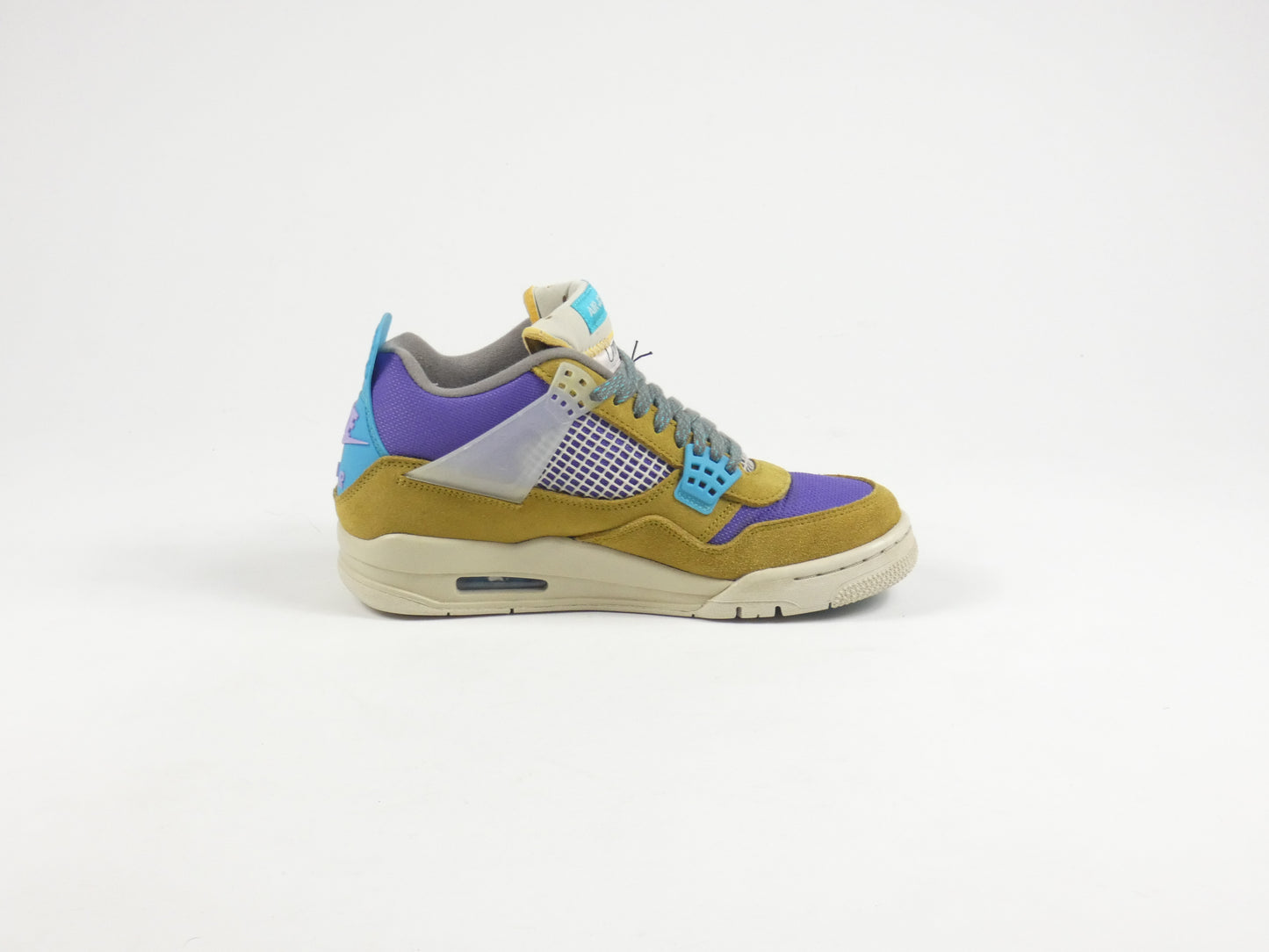 Air Jordan 4 Desert Union Moss