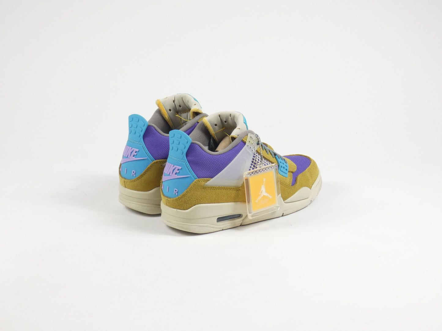 Air Jordan 4 Desert Union Moss