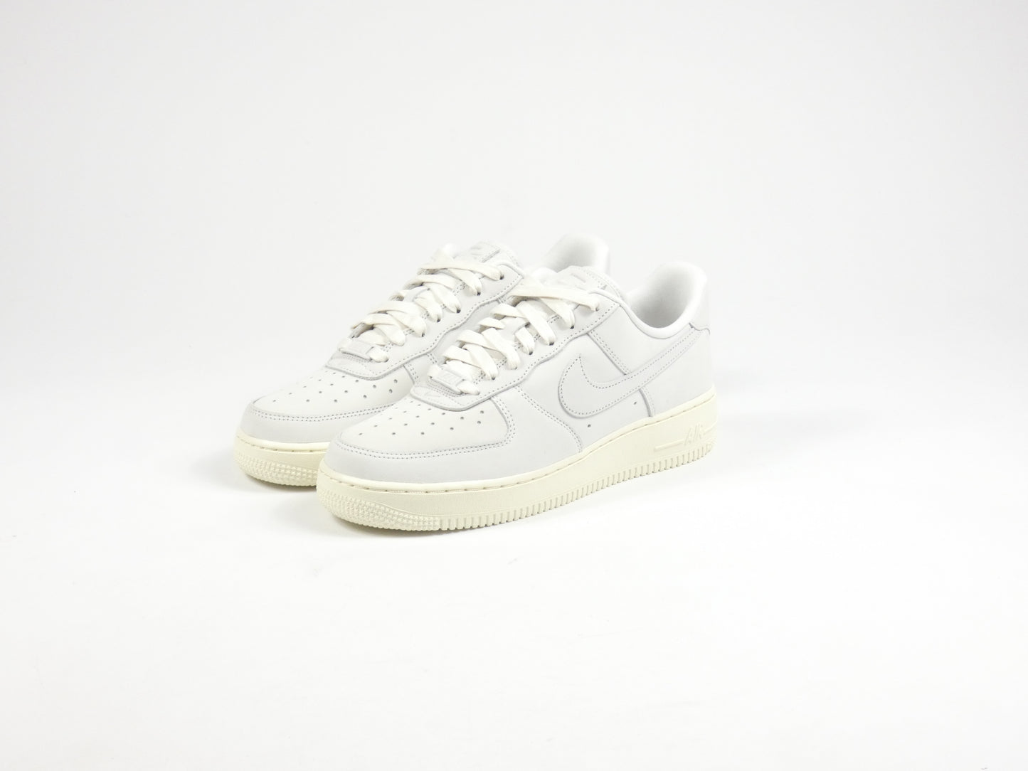 Air Force 1 Premium Summit White