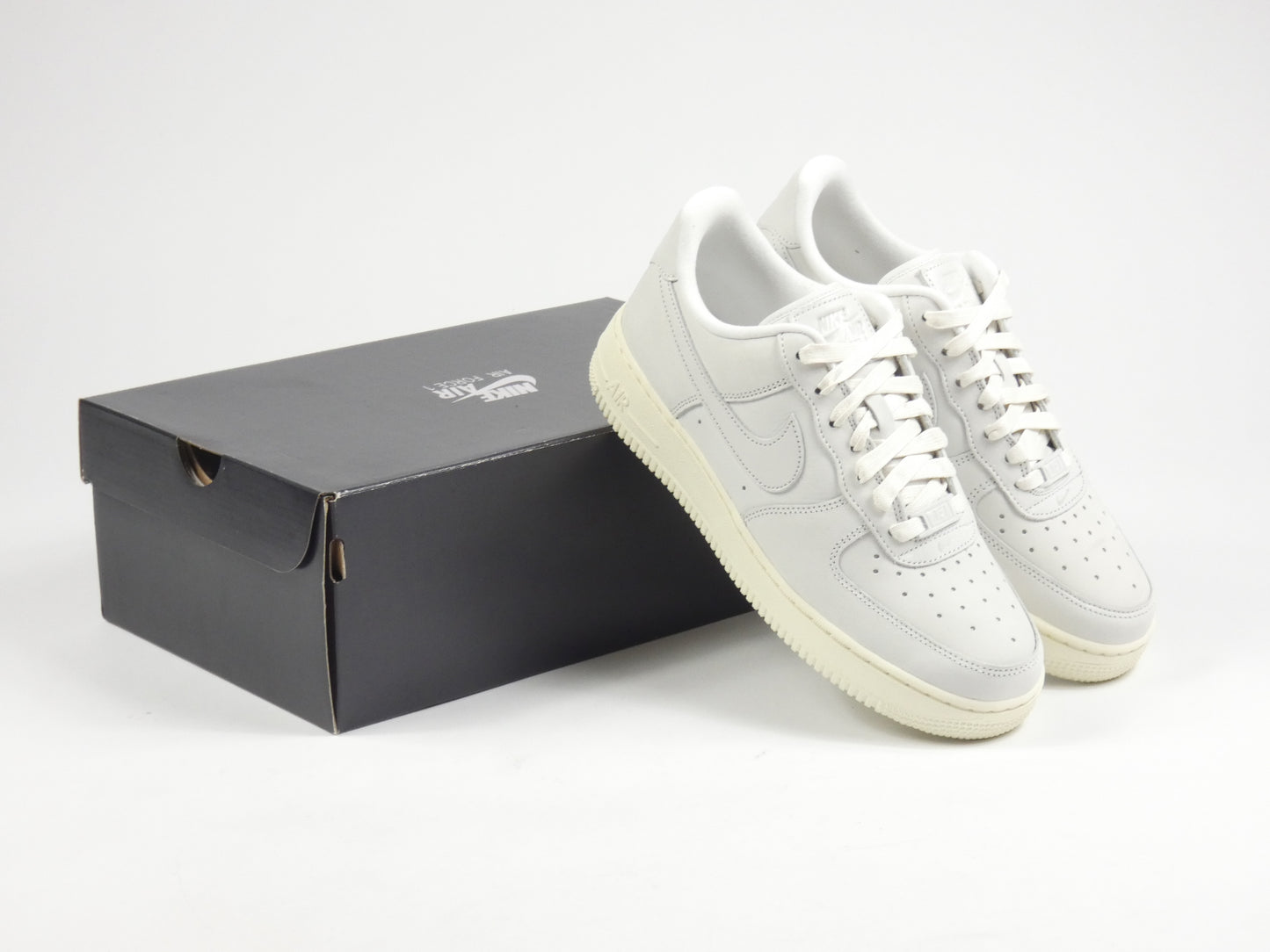 Air Force 1 Premium Summit White