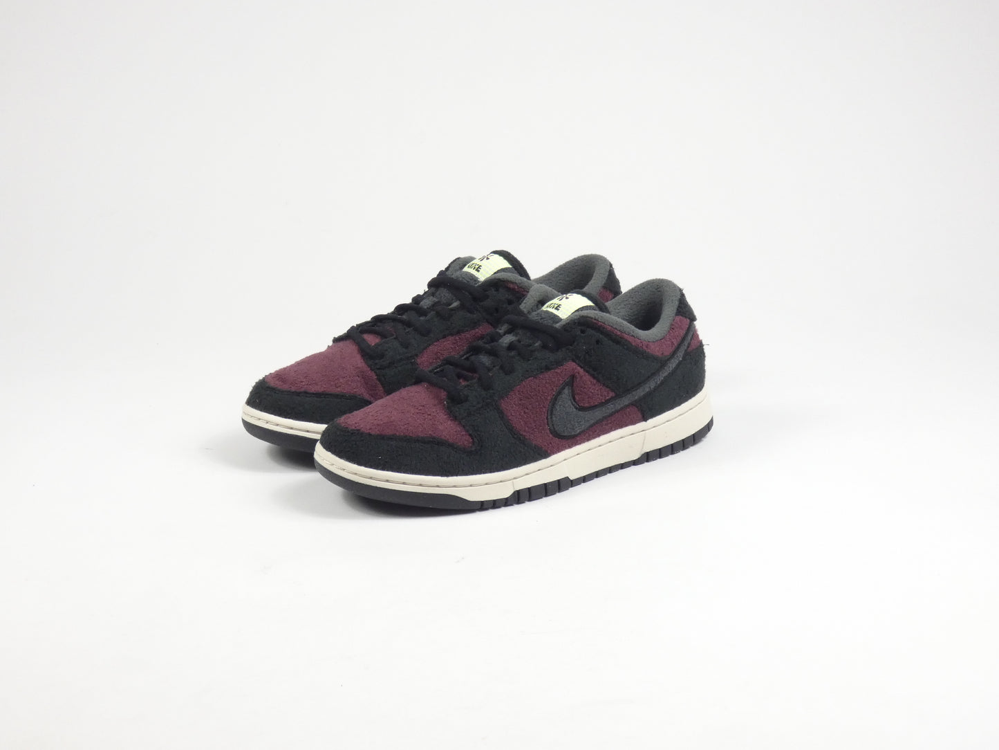 Nike Dunk Low Burgundy Crush