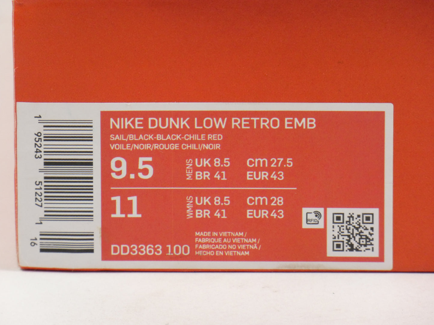 Nike Dunk Low EMB Chicago