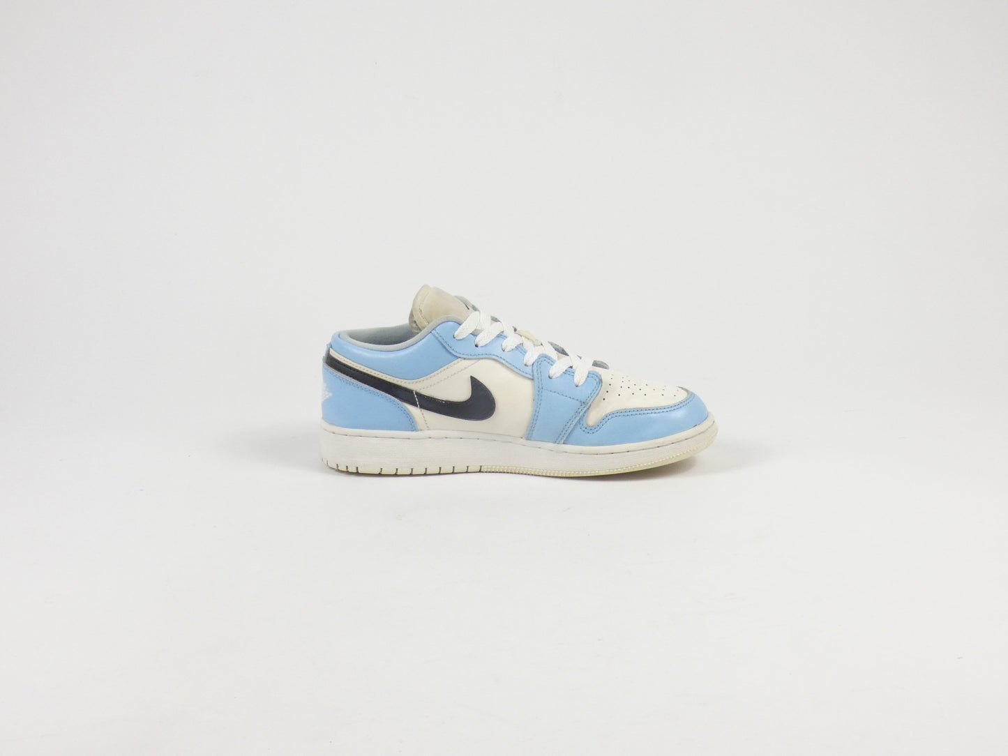 Air Jordan 1 Low Ice Blue