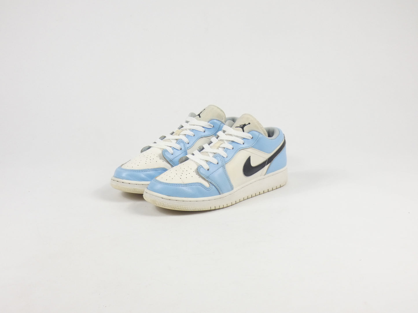 Air Jordan 1 Low Ice Blue