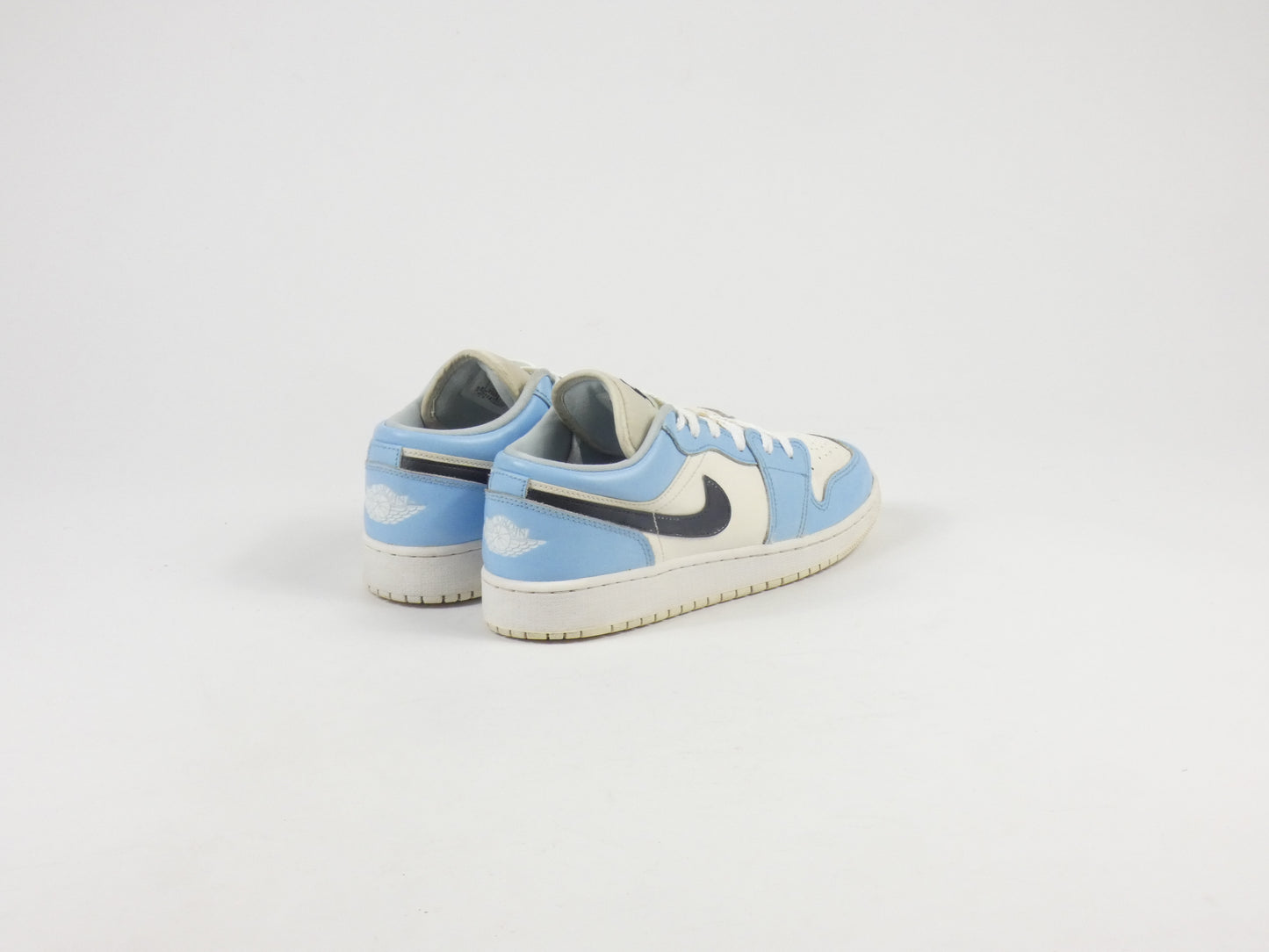 Air Jordan 1 Low Ice Blue