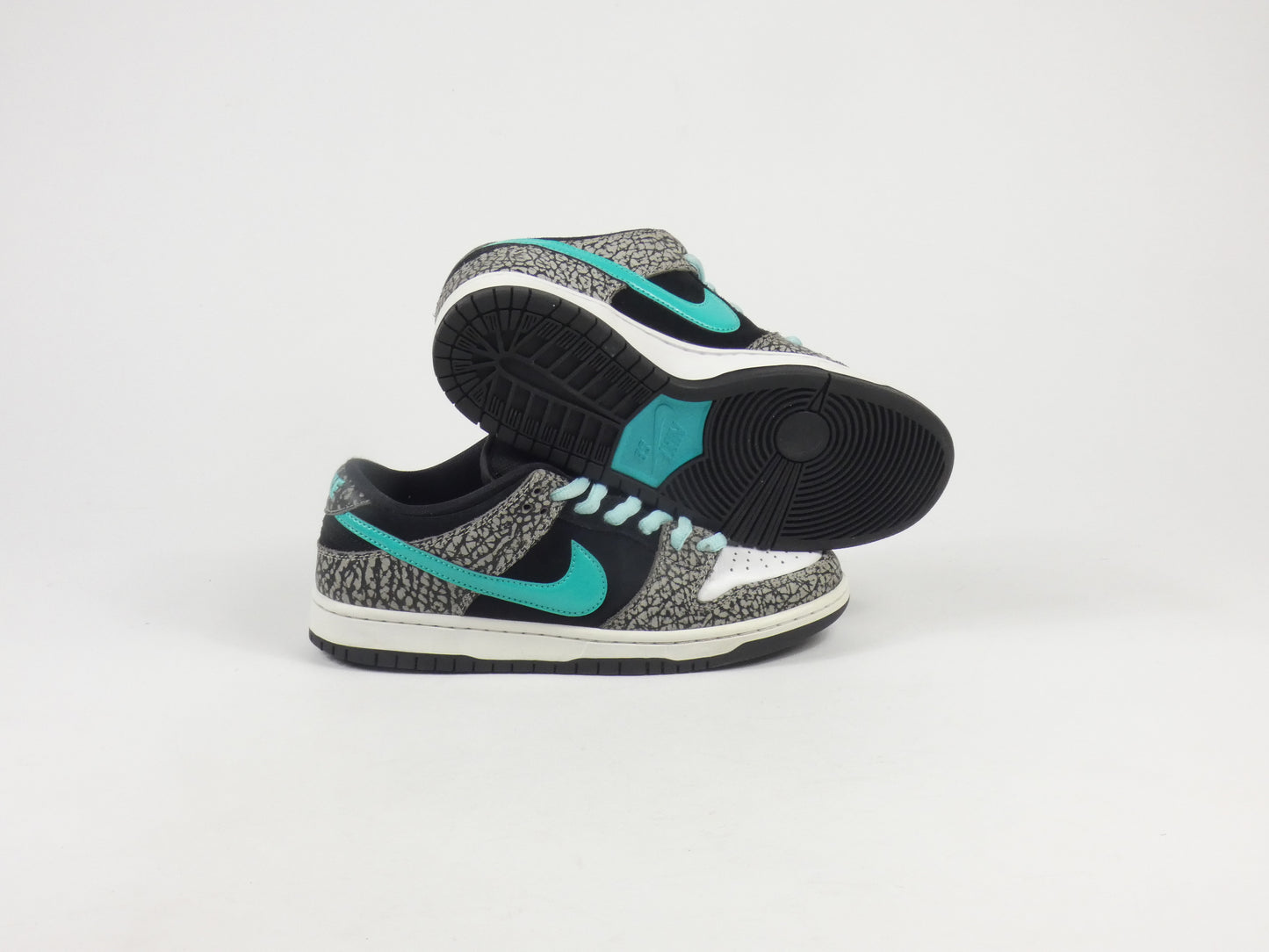 Nike Dunk SB Atmos Elephant