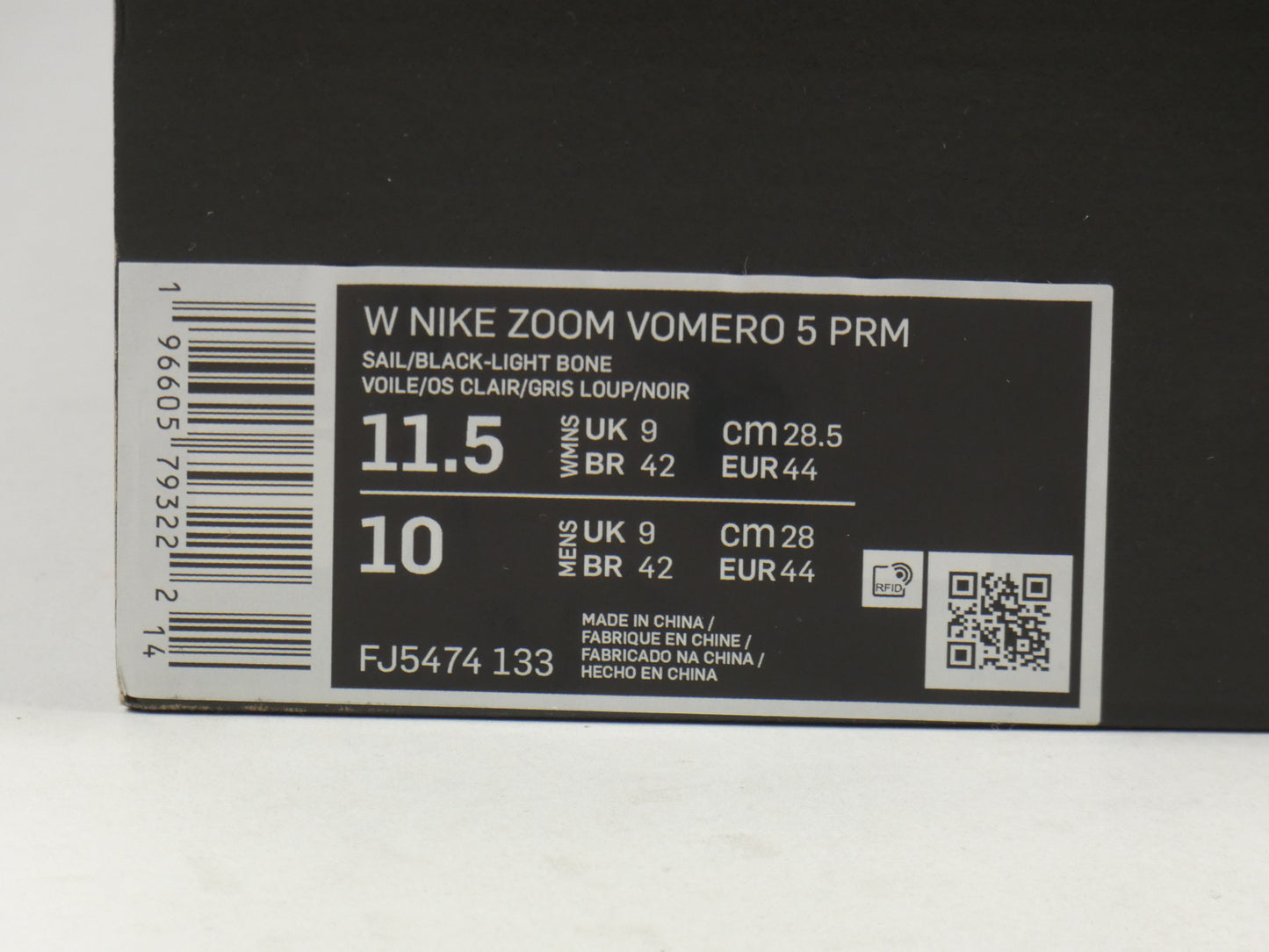 Nike Vomero 5 Timeless