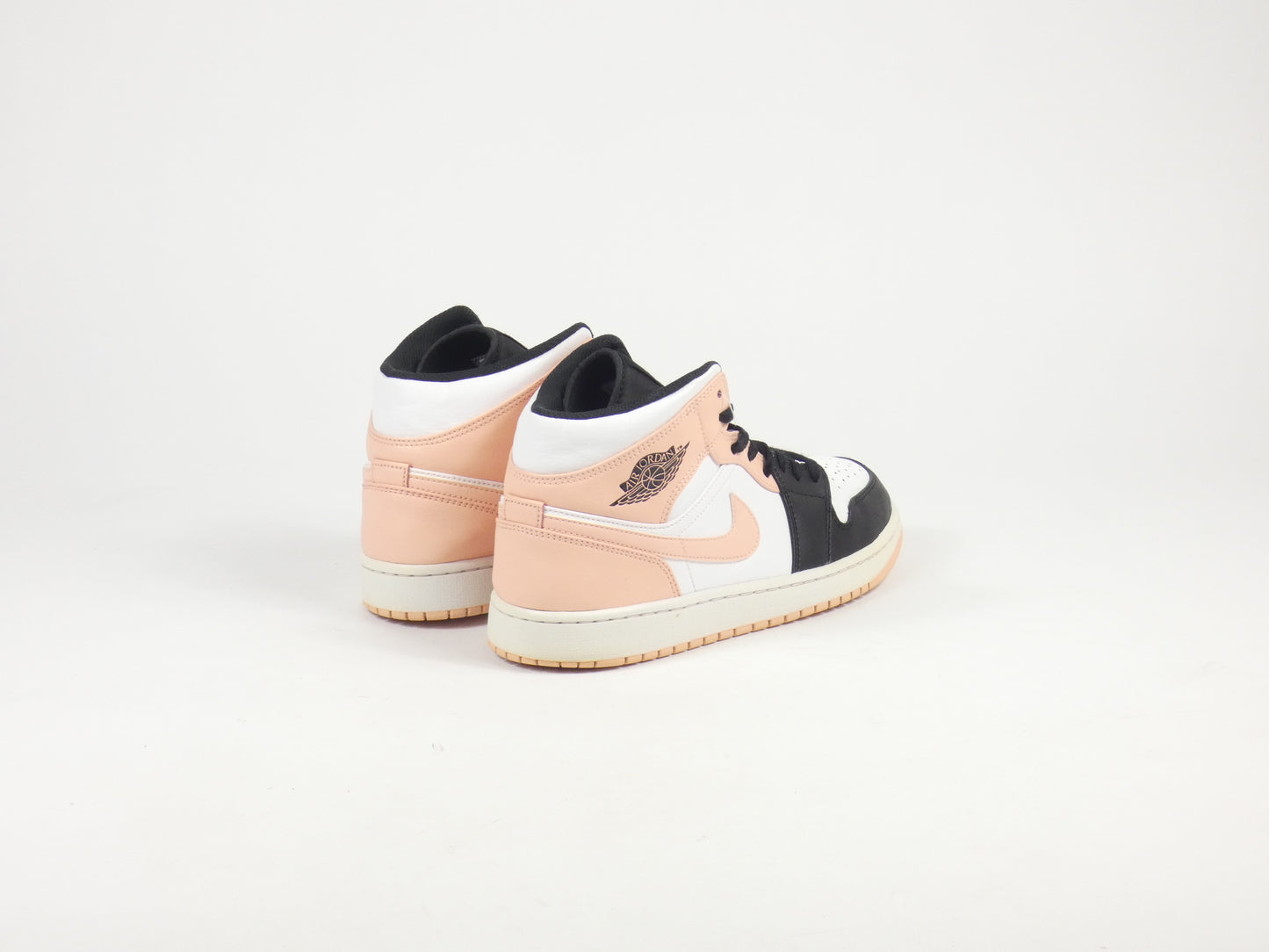 Air Jordan 1 Mid Artic Orange